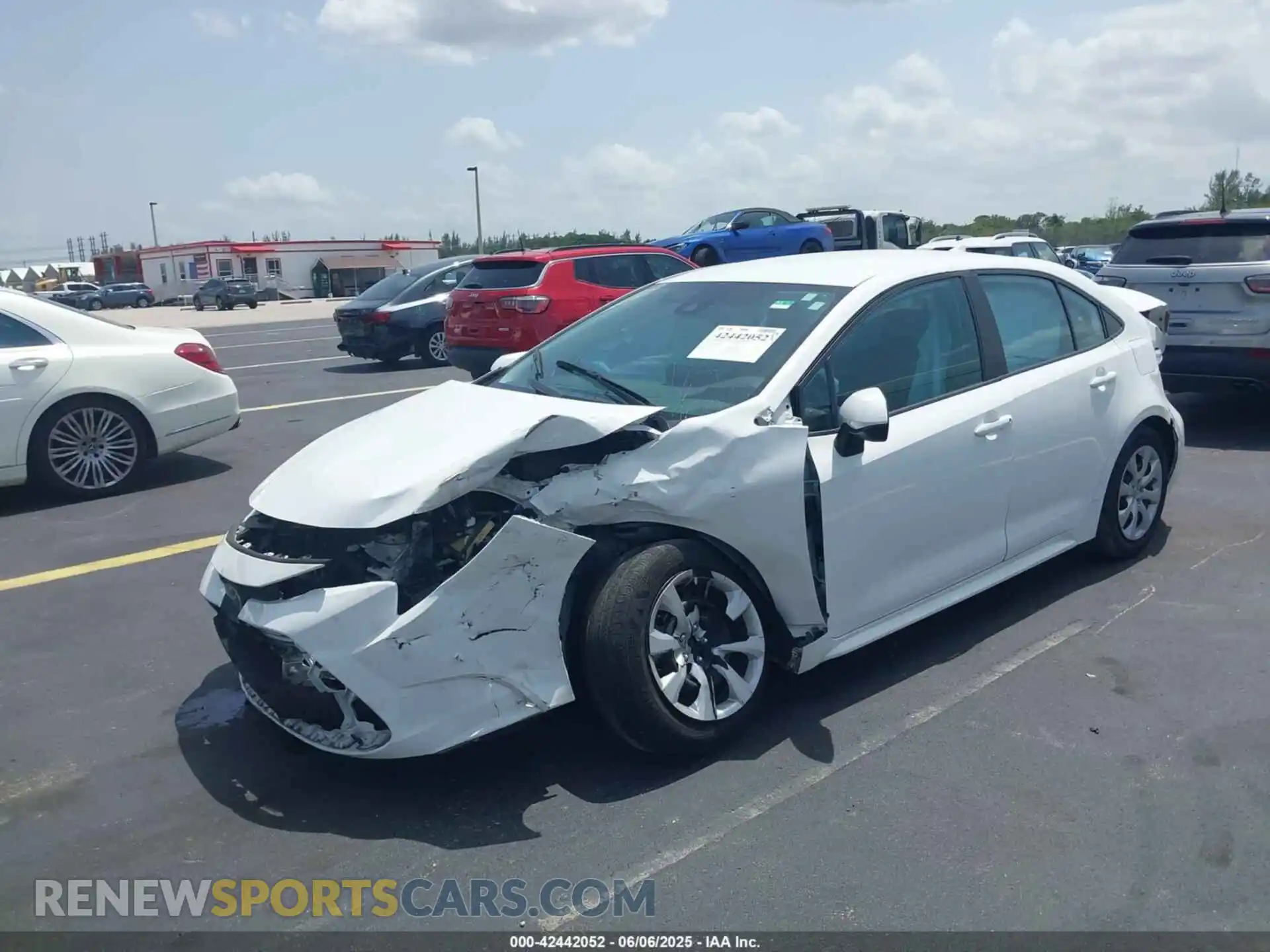 2 Photograph of a damaged car 5YFEPMAE6MP150290 TOYOTA COROLLA 2021