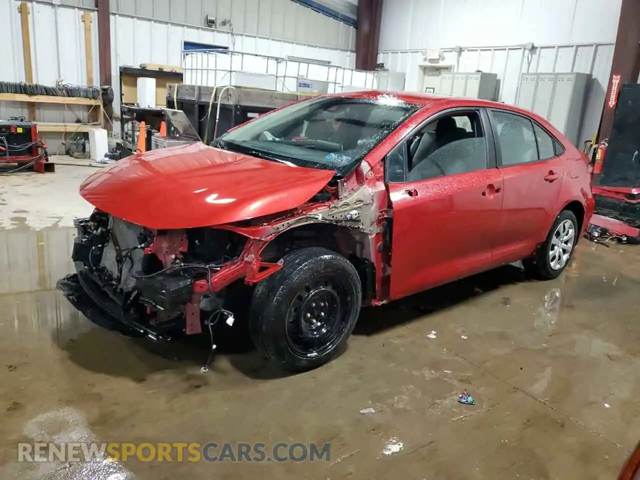 1 Photograph of a damaged car 5YFEPMAE6MP165517 TOYOTA COROLLA 2021