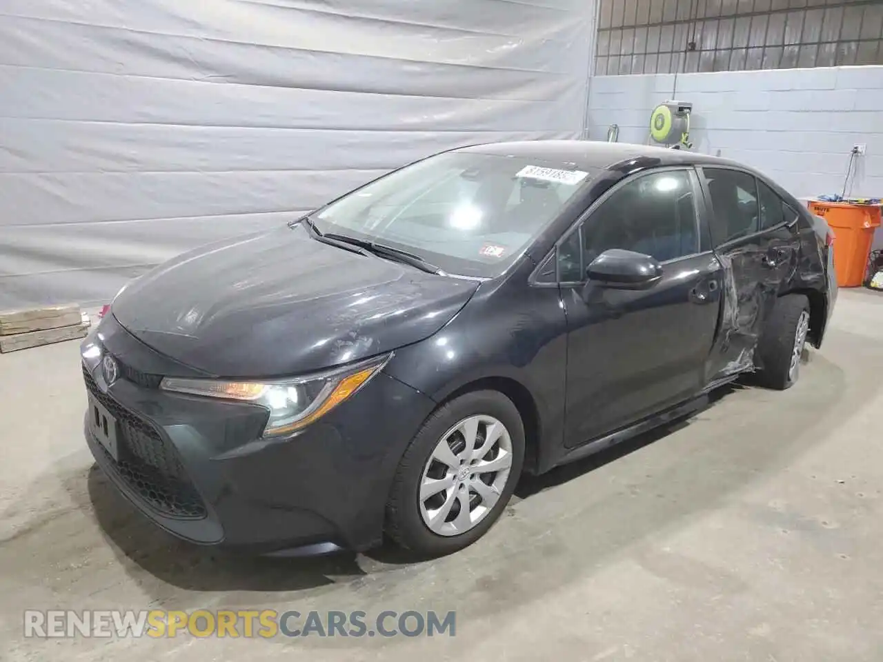 1 Фотография поврежденного автомобиля 5YFEPMAE6MP174430 TOYOTA COROLLA 2021