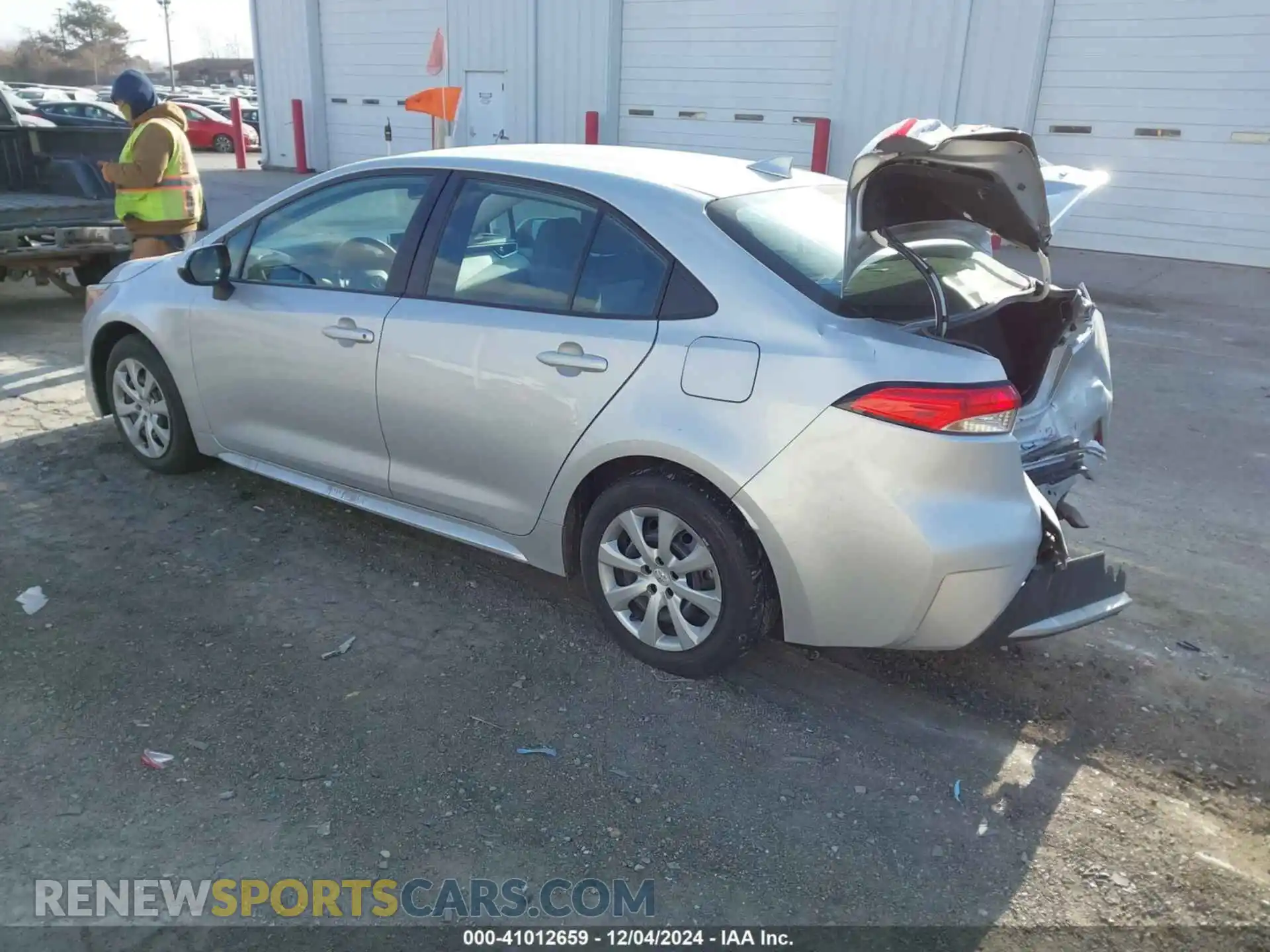 3 Photograph of a damaged car 5YFEPMAE6MP179613 TOYOTA COROLLA 2021