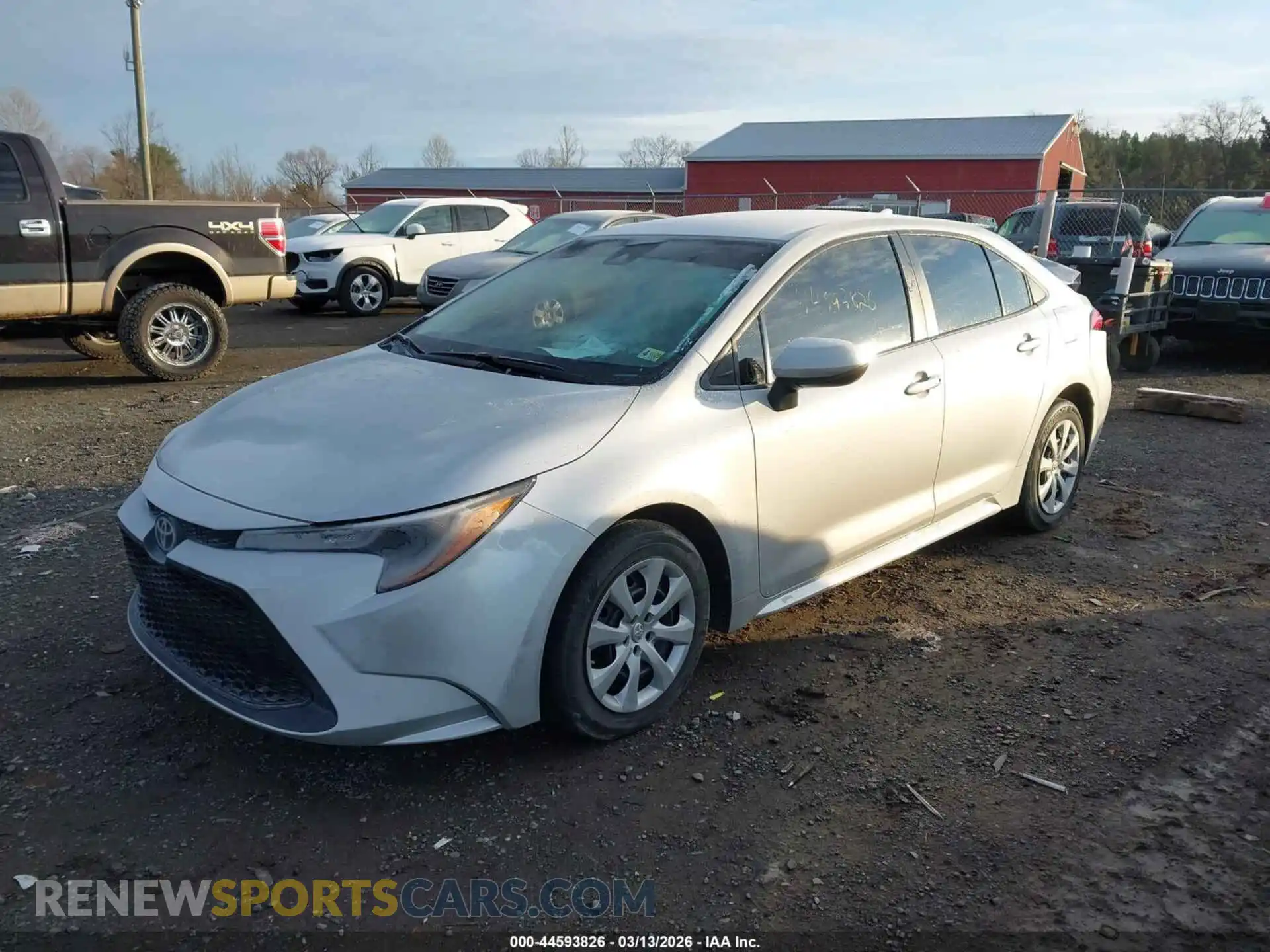 2 fotografías del automóvil dañado 5YFEPMAE6MP181717 TOYOTA COROLLA 2021