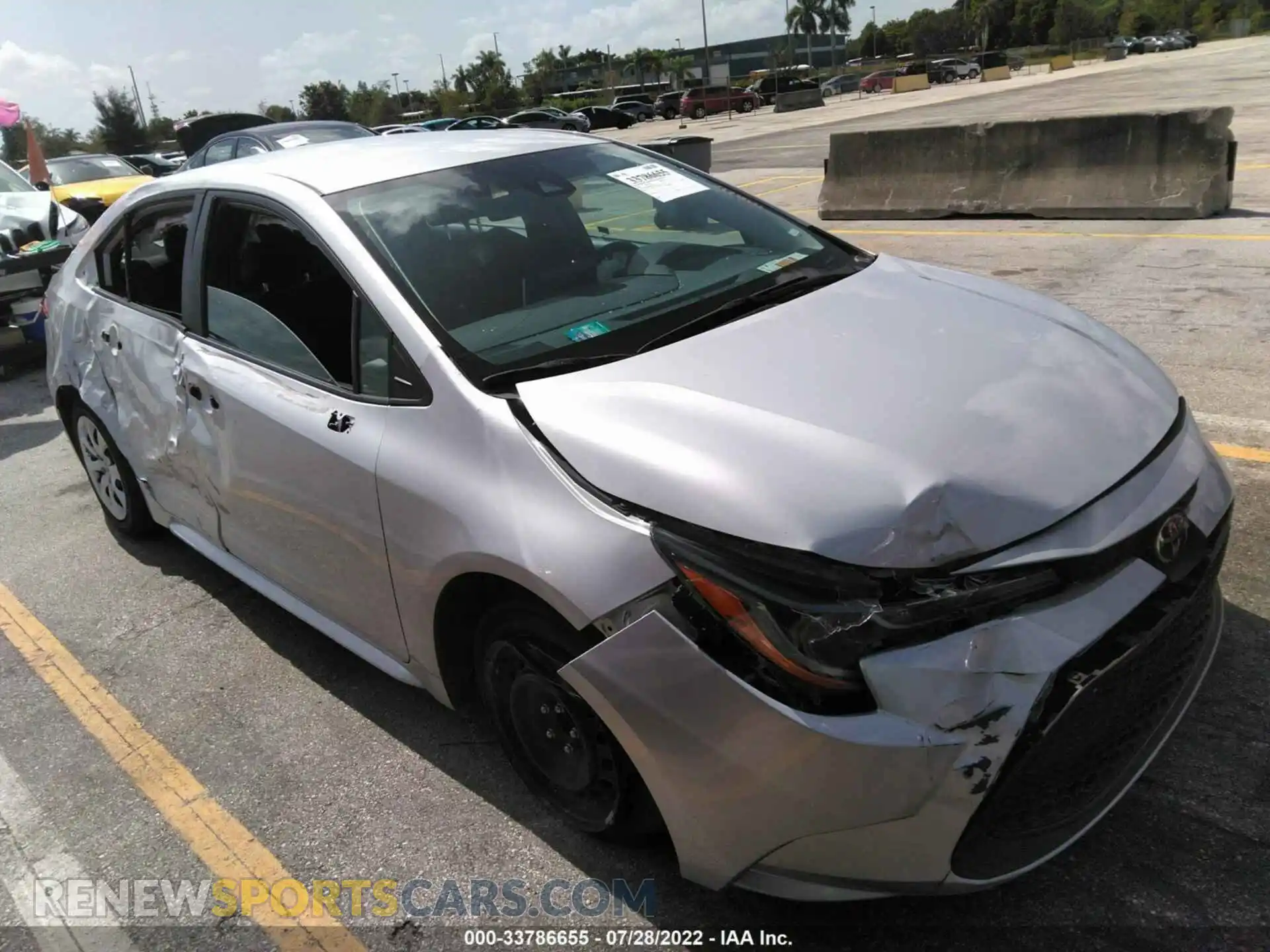 1 Photograph of a damaged car 5YFEPMAE6MP181894 TOYOTA COROLLA 2021