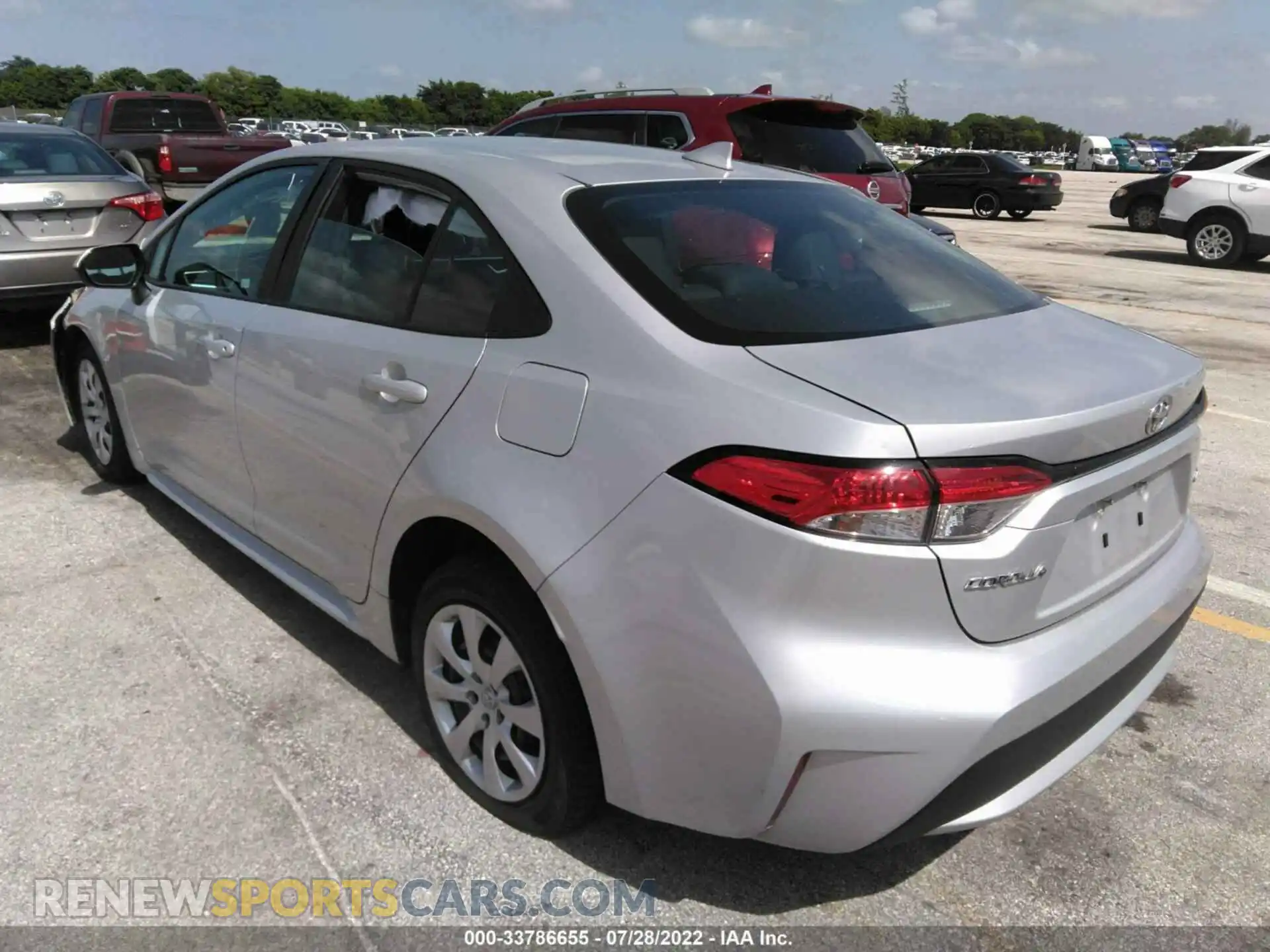 3 Photograph of a damaged car 5YFEPMAE6MP181894 TOYOTA COROLLA 2021