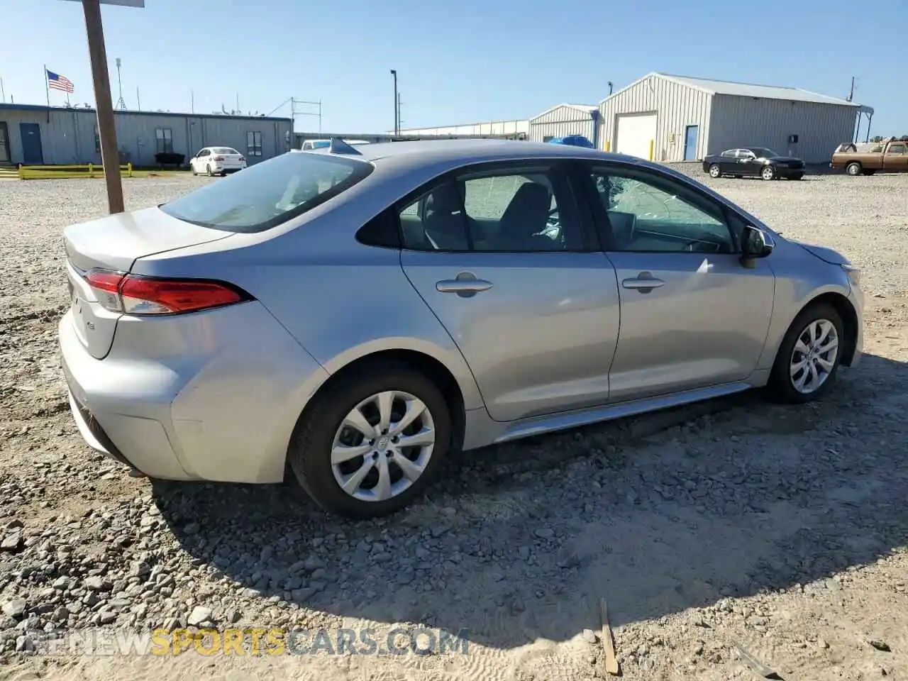 3 Photograph of a damaged car 5YFEPMAE6MP182172 TOYOTA COROLLA 2021