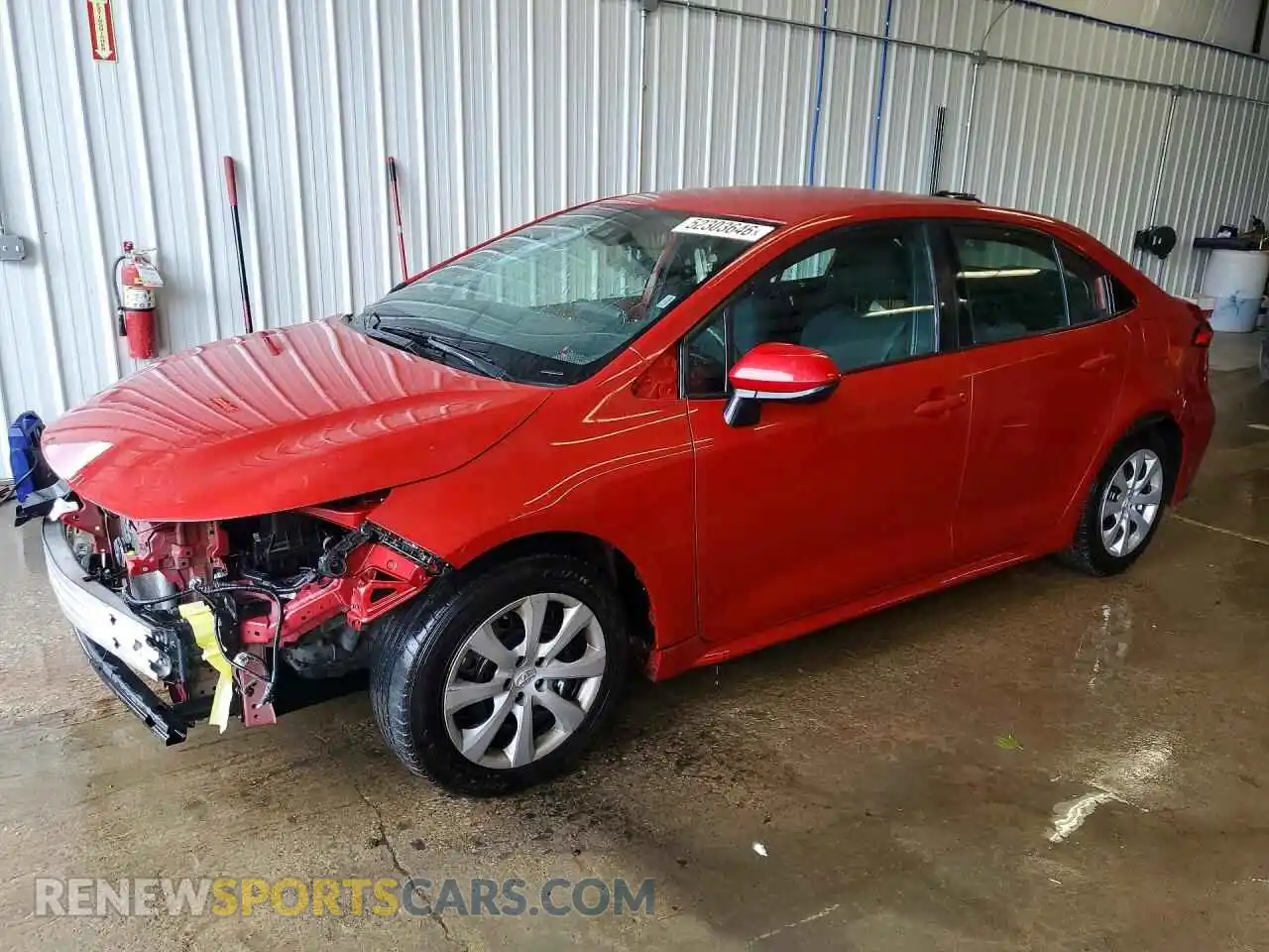 1 Фотография поврежденного автомобиля 5YFEPMAE6MP184679 TOYOTA COROLLA 2021
