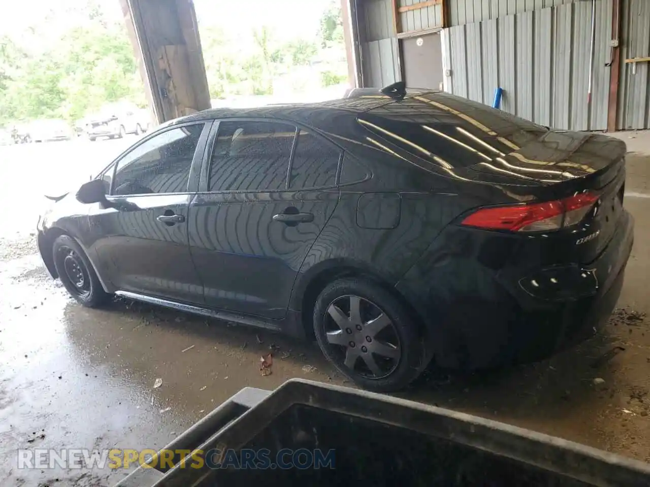 2 Photograph of a damaged car 5YFEPMAE6MP185699 TOYOTA COROLLA 2021