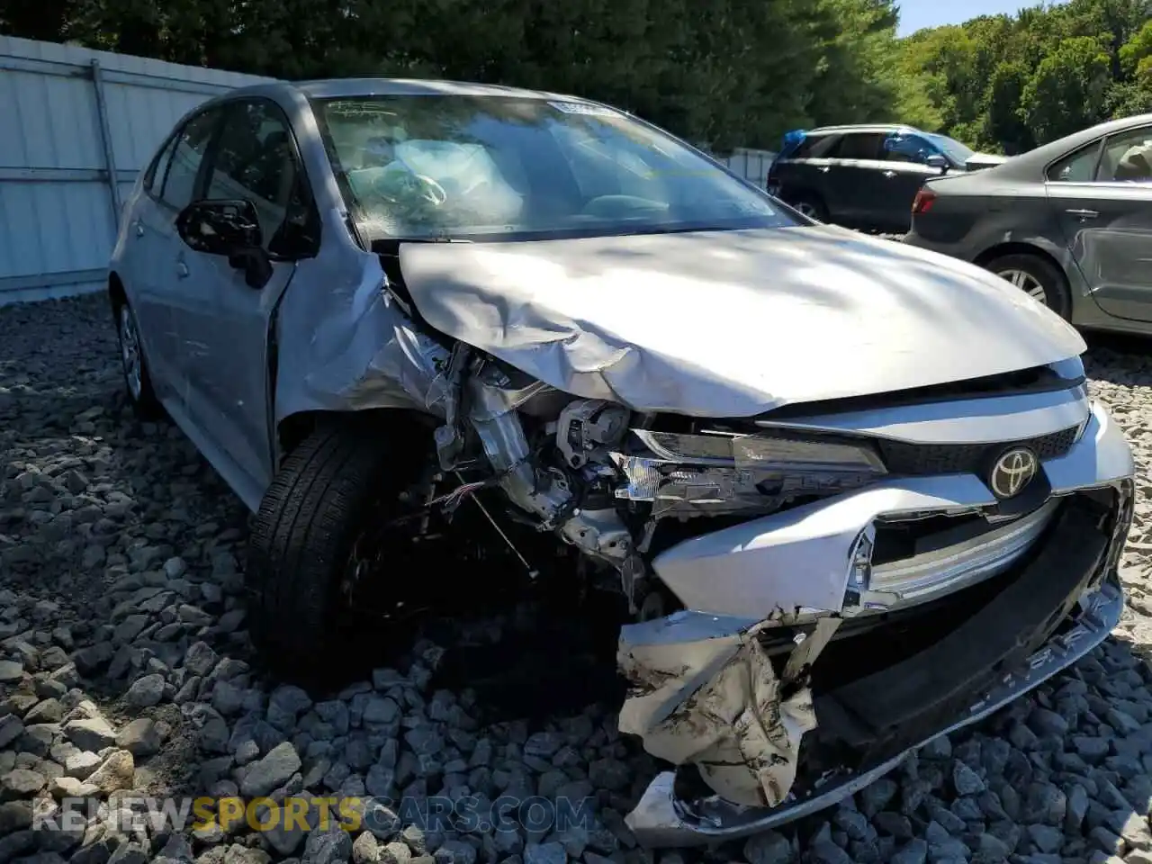 1 Photograph of a damaged car 5YFEPMAE6MP189672 TOYOTA COROLLA 2021