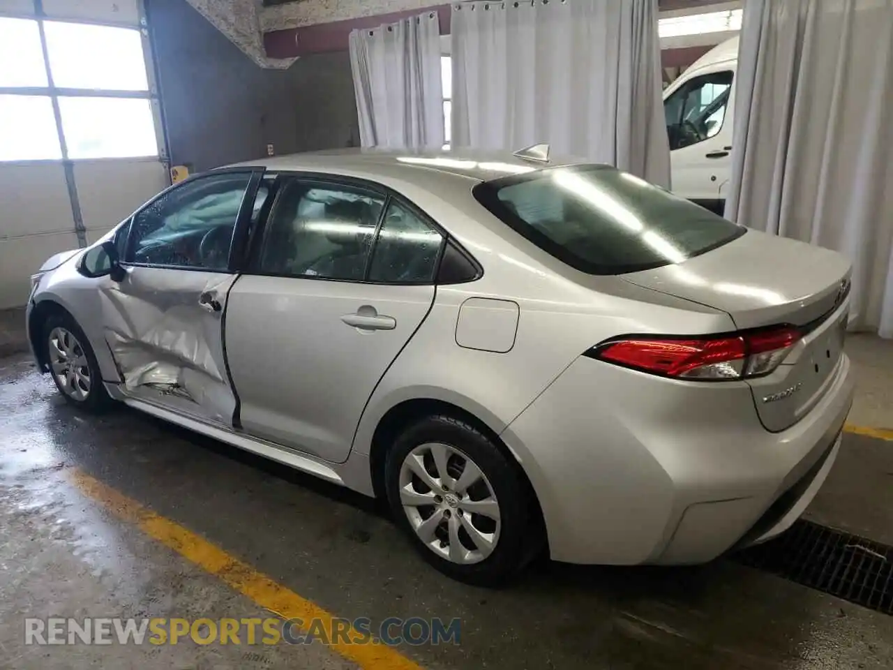 2 Photograph of a damaged car 5YFEPMAE6MP198162 TOYOTA COROLLA 2021