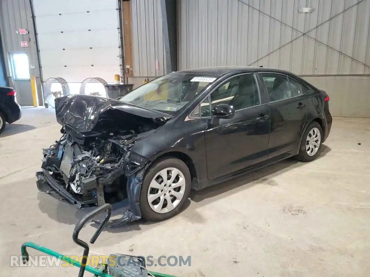 1 Photograph of a damaged car 5YFEPMAE6MP199294 TOYOTA COROLLA 2021