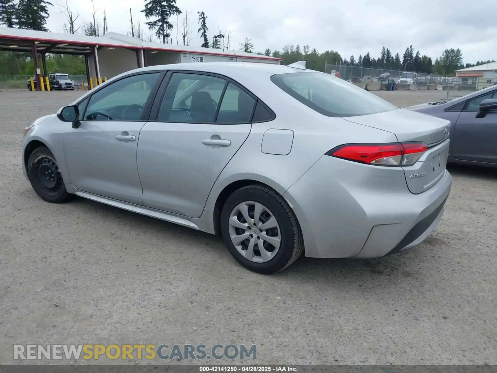 3 Фотография поврежденного автомобиля 5YFEPMAE6MP207961 TOYOTA COROLLA 2021