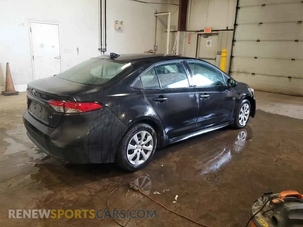 3 Photograph of a damaged car 5YFEPMAE6MP208608 TOYOTA COROLLA 2021