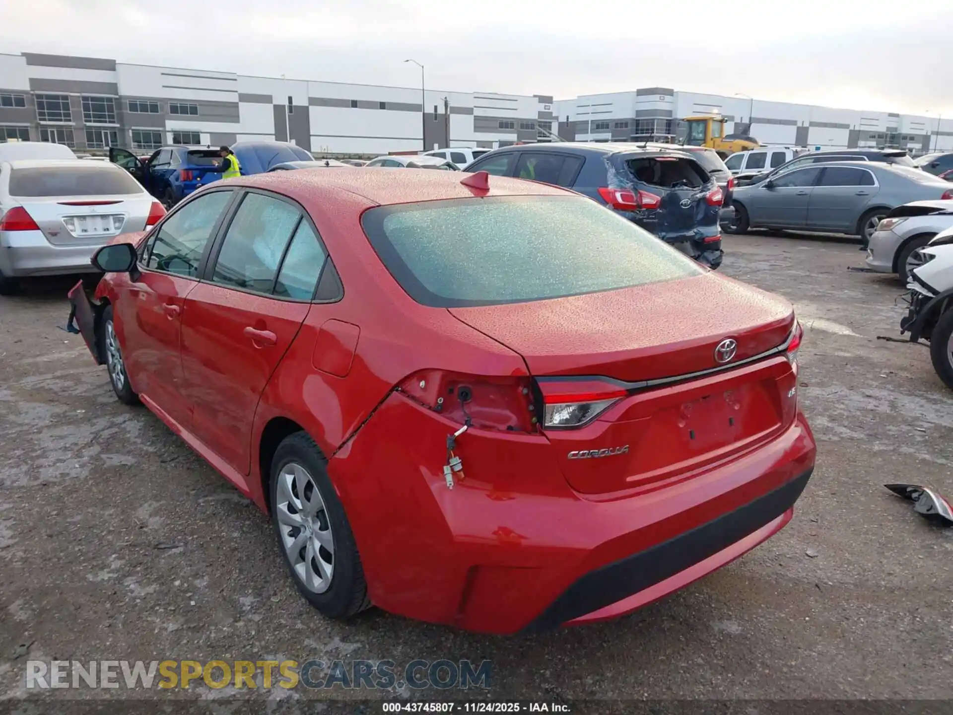 3 Photograph of a damaged car 5YFEPMAE6MP210424 TOYOTA COROLLA 2021