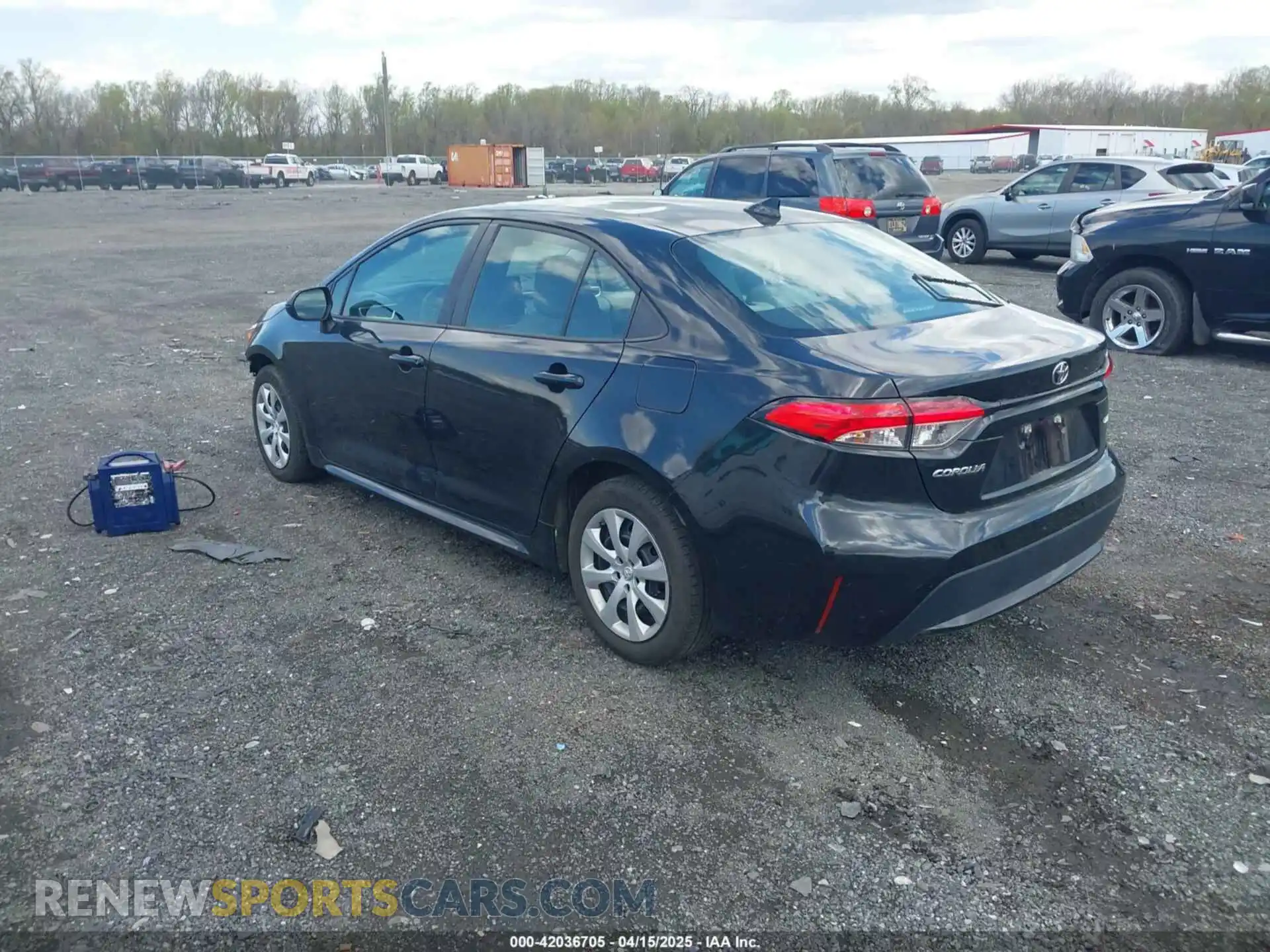 3 Photograph of a damaged car 5YFEPMAE6MP214490 TOYOTA COROLLA 2021