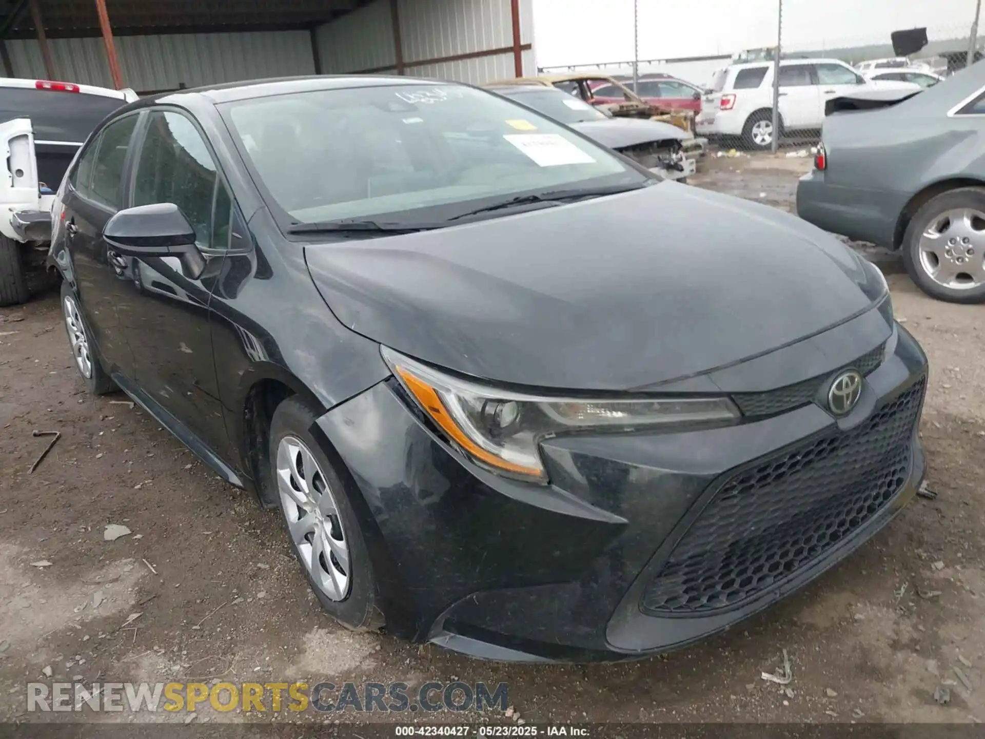 1 Photograph of a damaged car 5YFEPMAE6MP214585 TOYOTA COROLLA 2021