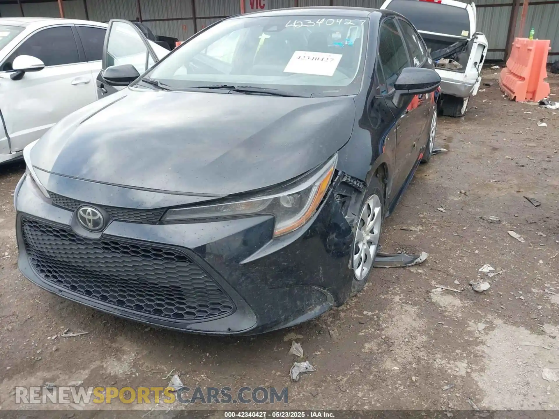 2 Photograph of a damaged car 5YFEPMAE6MP214585 TOYOTA COROLLA 2021