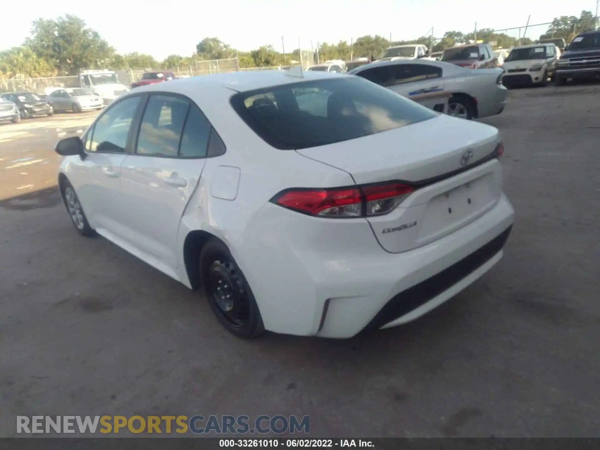 3 Photograph of a damaged car 5YFEPMAE6MP218538 TOYOTA COROLLA 2021