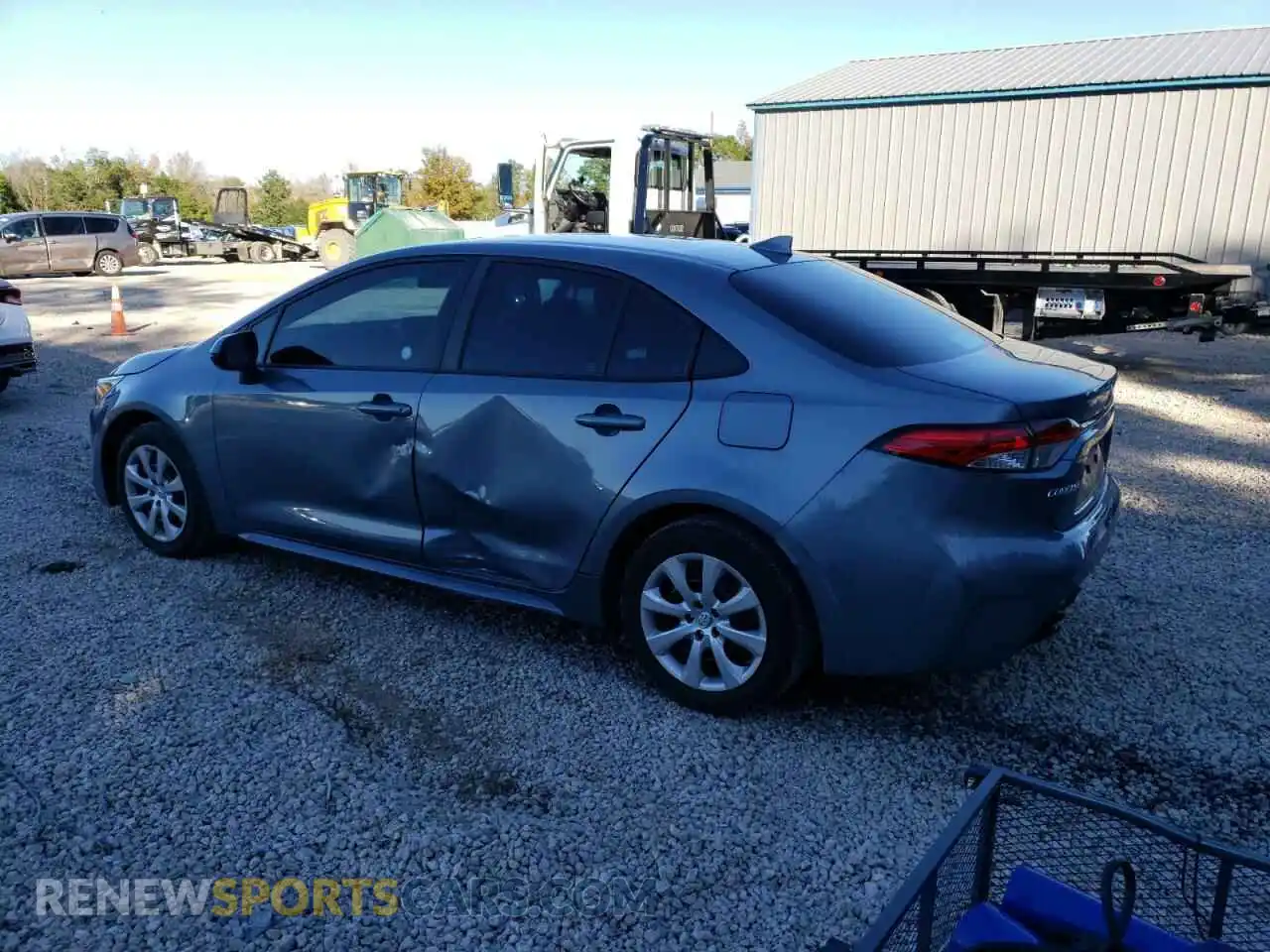 2 fotografías del automóvil dañado 5YFEPMAE6MP219320 TOYOTA COROLLA 2021