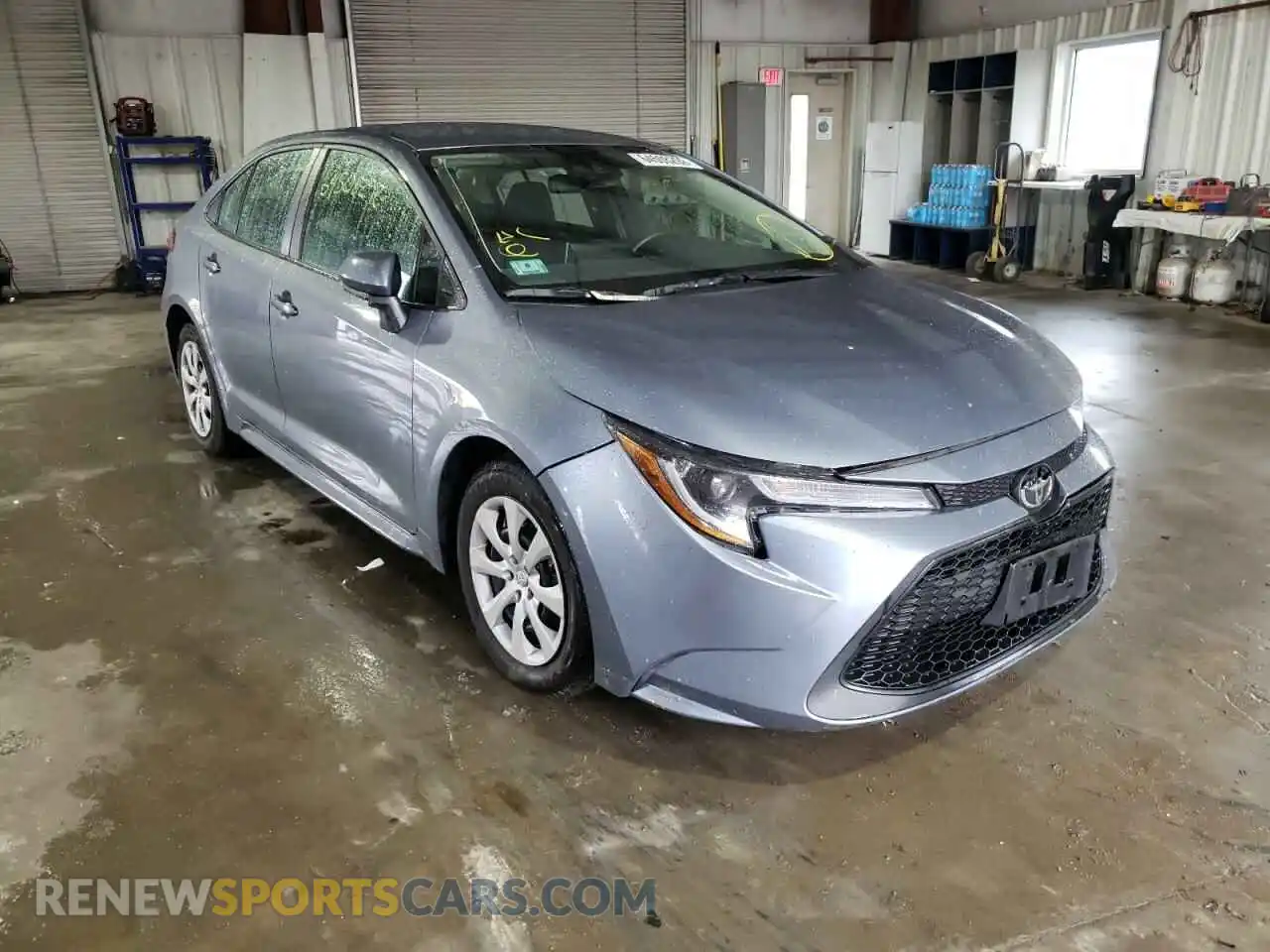 1 Photograph of a damaged car 5YFEPMAE6MP225182 TOYOTA COROLLA 2021