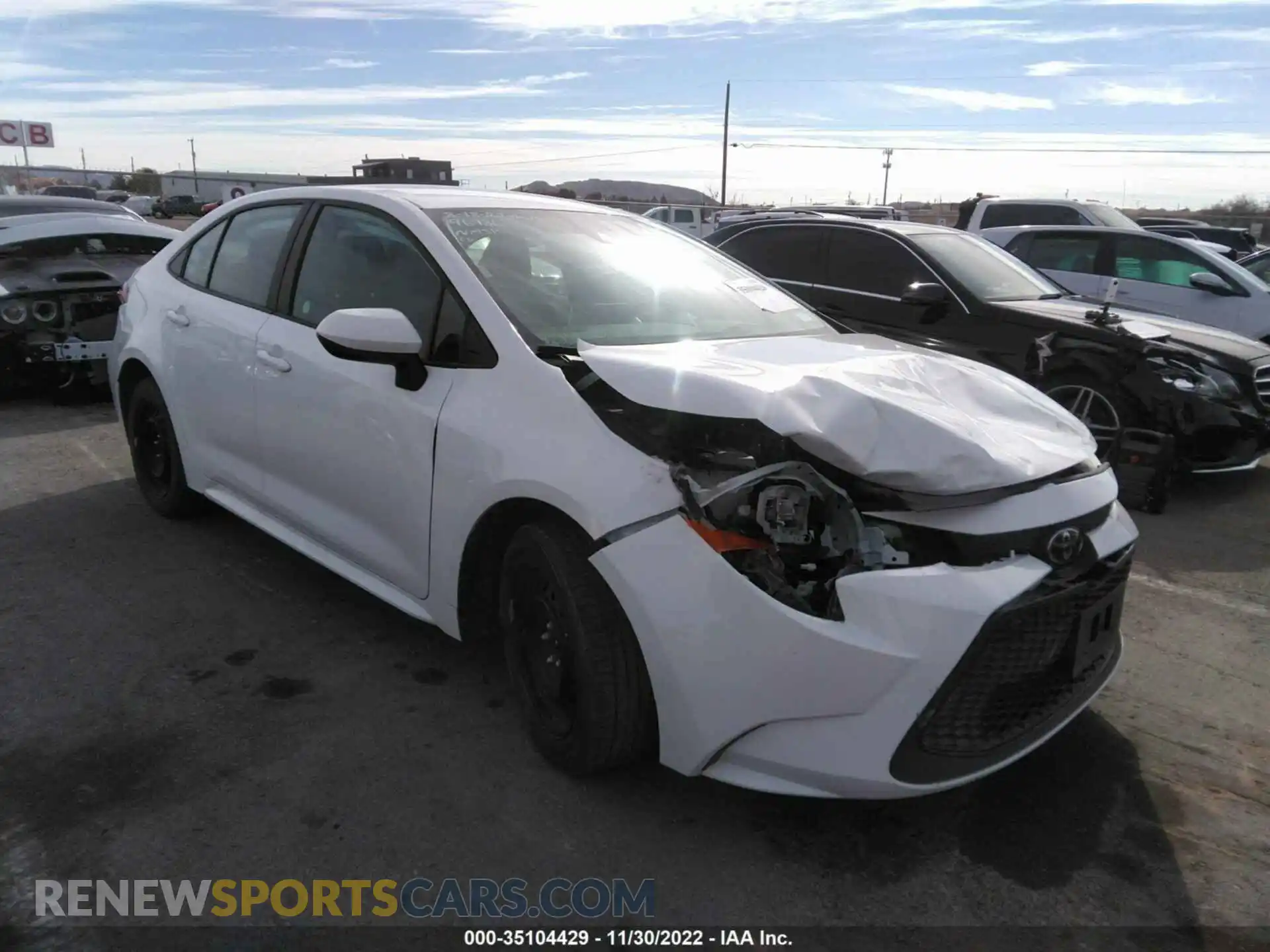 1 Photograph of a damaged car 5YFEPMAE6MP233475 TOYOTA COROLLA 2021