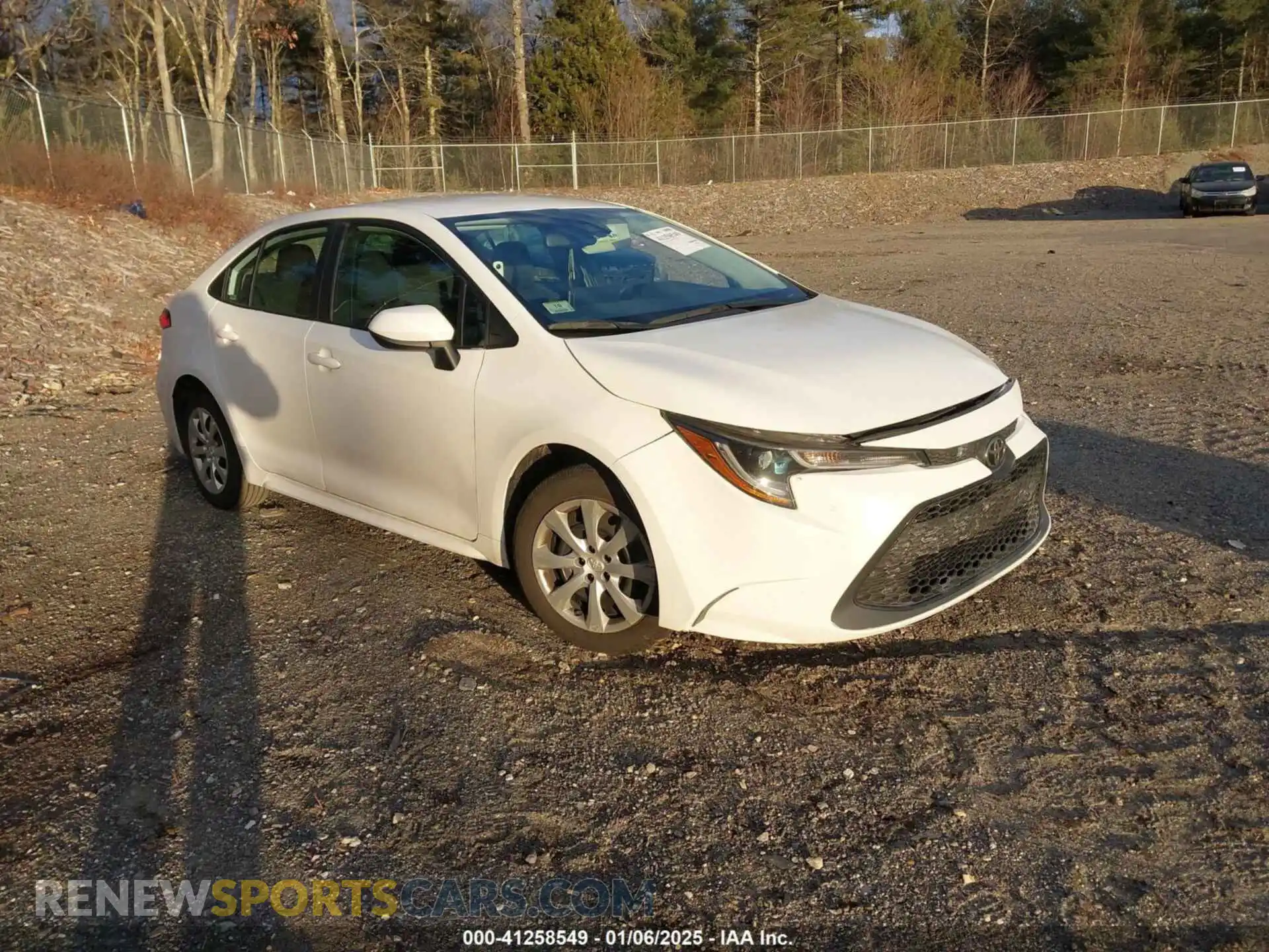 1 Photograph of a damaged car 5YFEPMAE6MP234156 TOYOTA COROLLA 2021