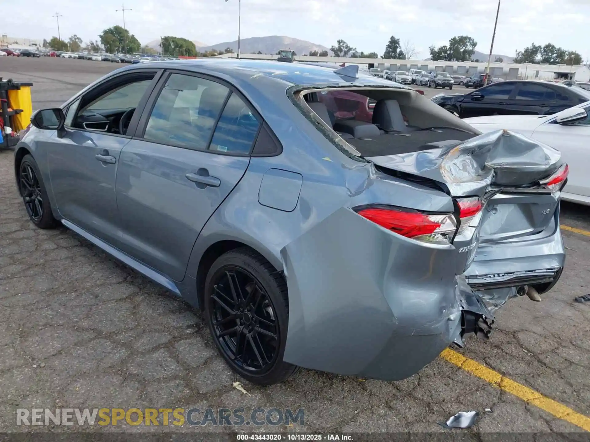 3 Photograph of a damaged car 5YFEPMAE6MP247148 TOYOTA COROLLA 2021