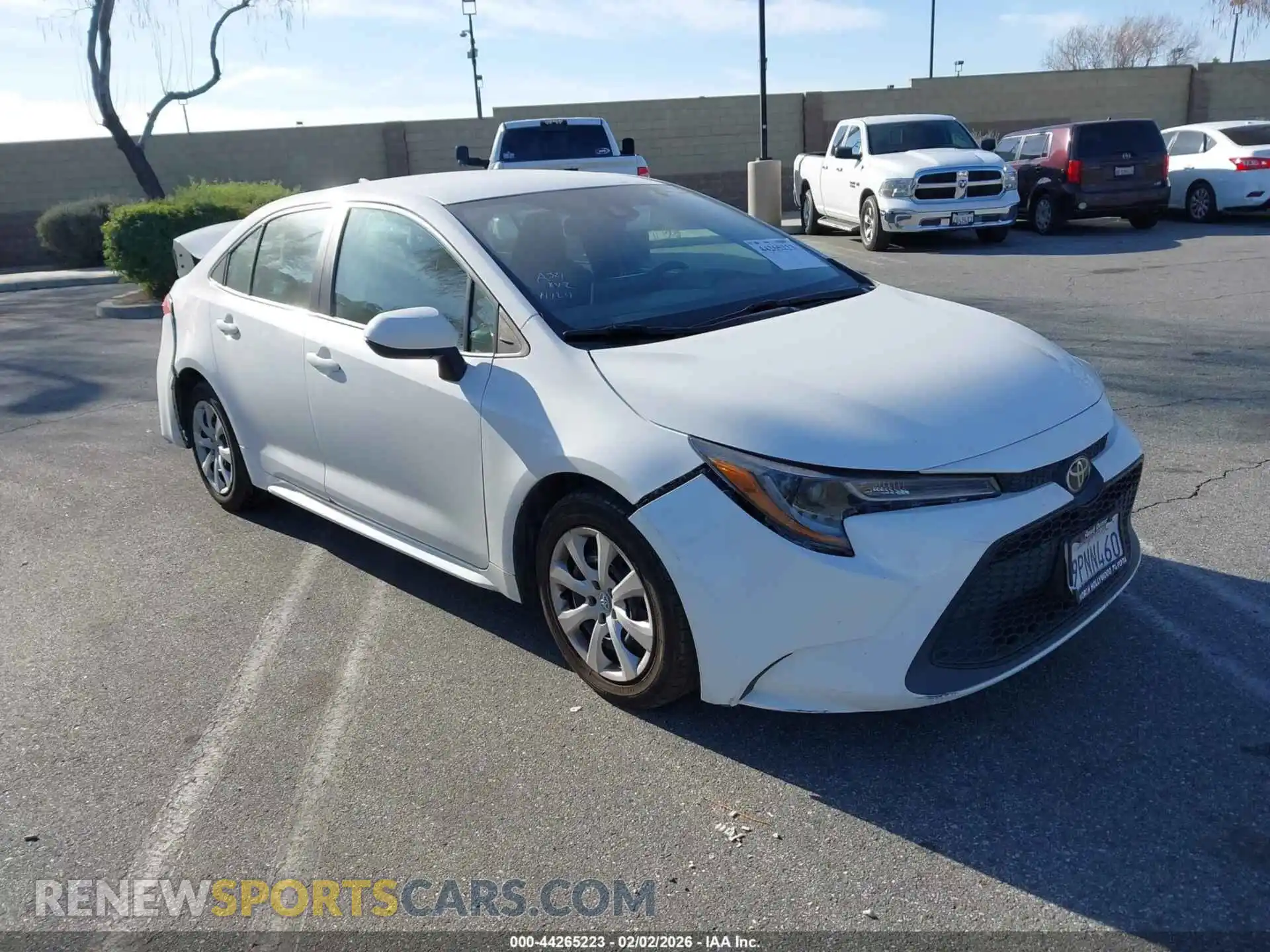 1 Photograph of a damaged car 5YFEPMAE6MP253998 TOYOTA COROLLA 2021