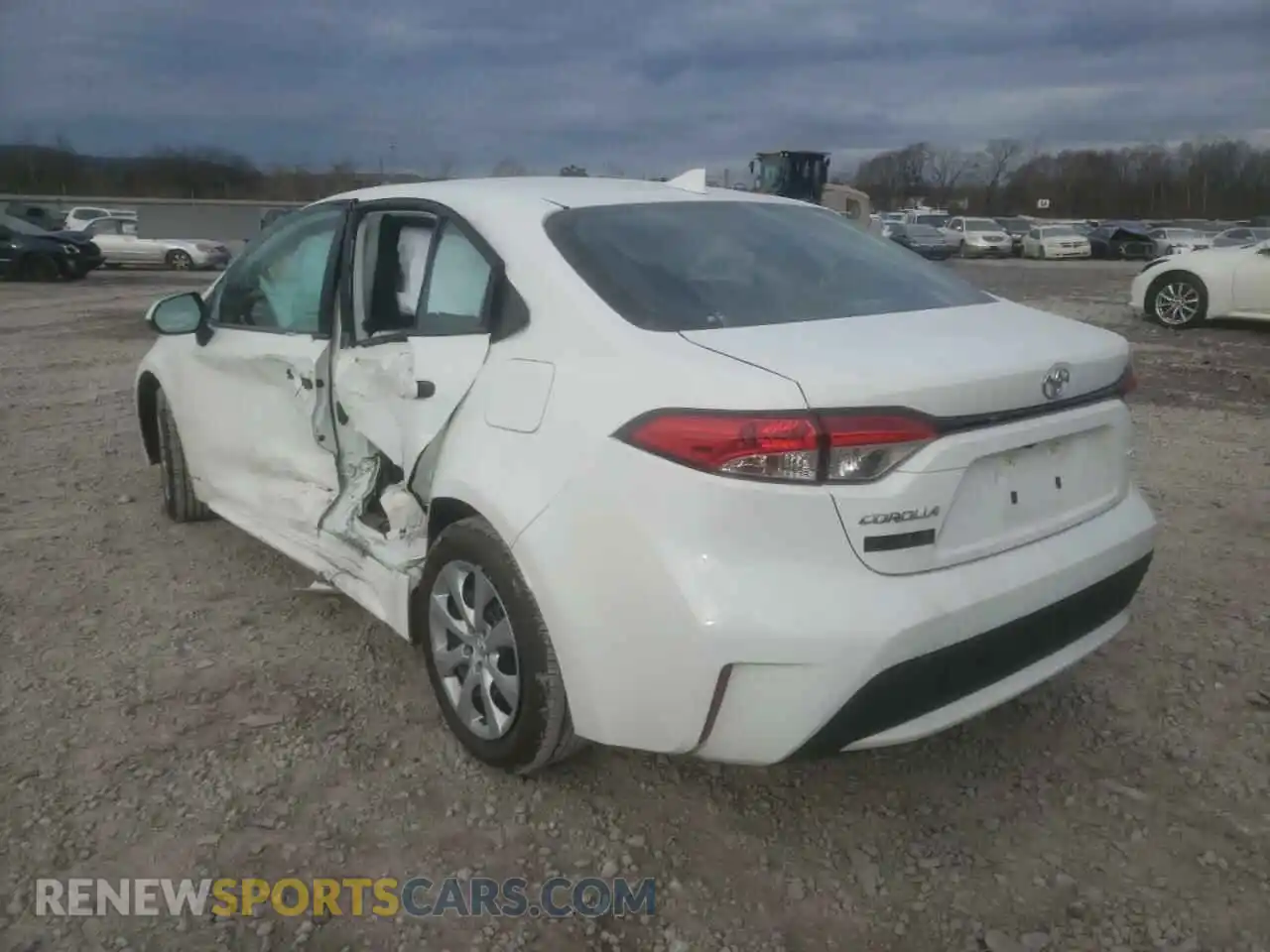 3 Photograph of a damaged car 5YFEPMAE6MP267819 TOYOTA COROLLA 2021