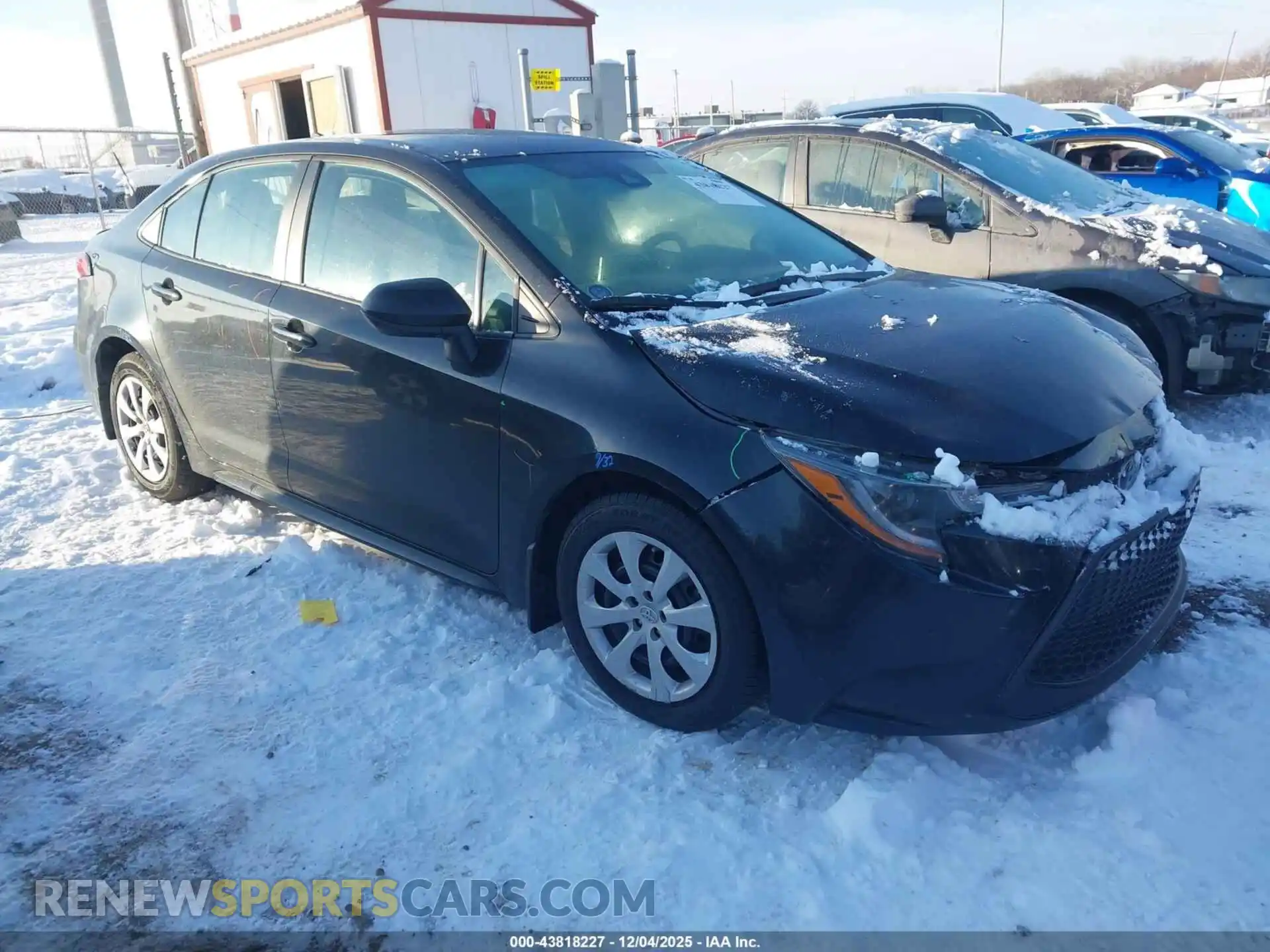 1 Photograph of a damaged car 5YFEPMAE7MP169480 TOYOTA COROLLA 2021