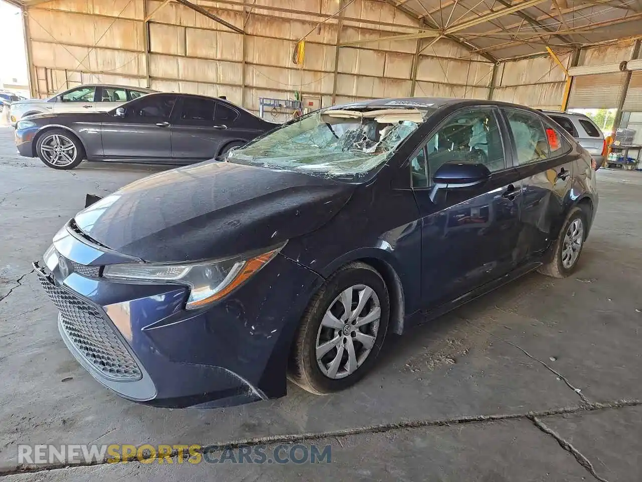 1 Фотография поврежденного автомобиля 5YFEPMAE7MP175456 TOYOTA COROLLA 2021
