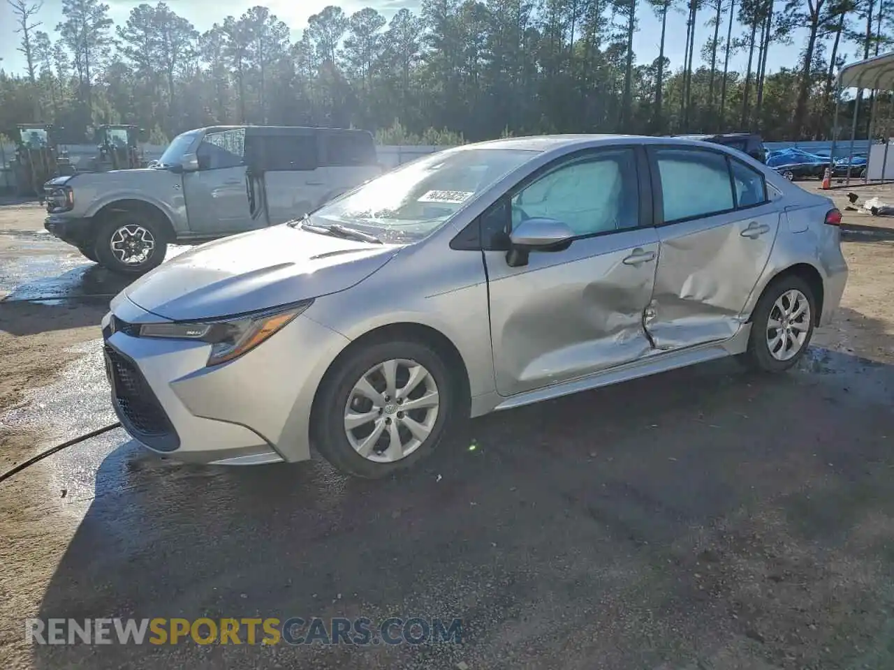 1 Photograph of a damaged car 5YFEPMAE7MP176526 TOYOTA COROLLA 2021