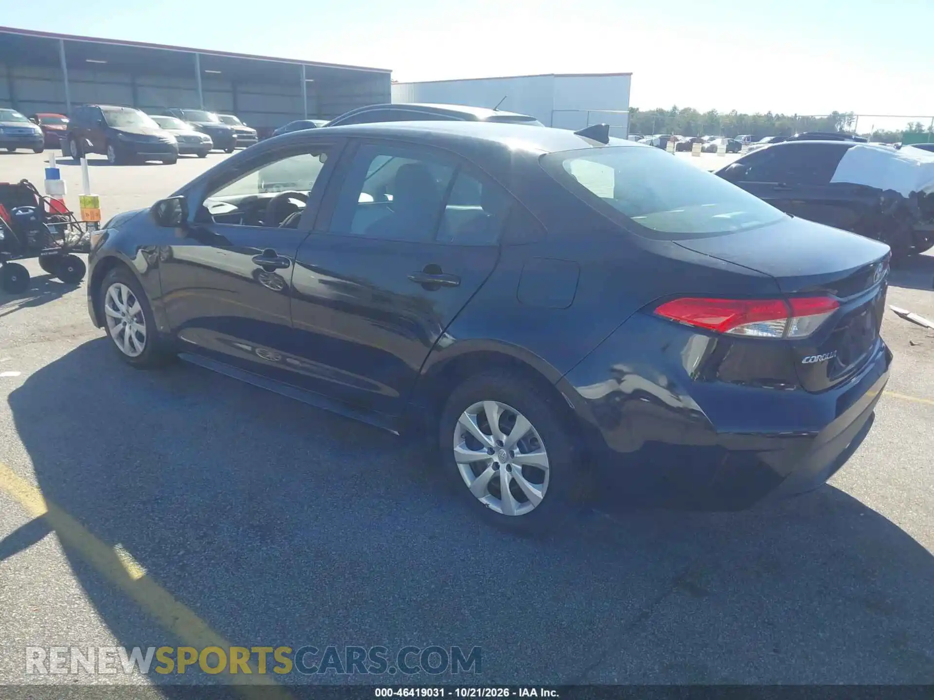 3 fotografías del automóvil dañado 5YFEPMAE7MP177515 TOYOTA COROLLA 2021