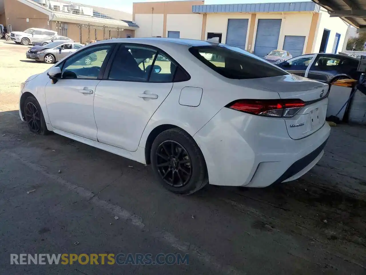2 Фотография поврежденного автомобиля 5YFEPMAE7MP179135 TOYOTA COROLLA 2021