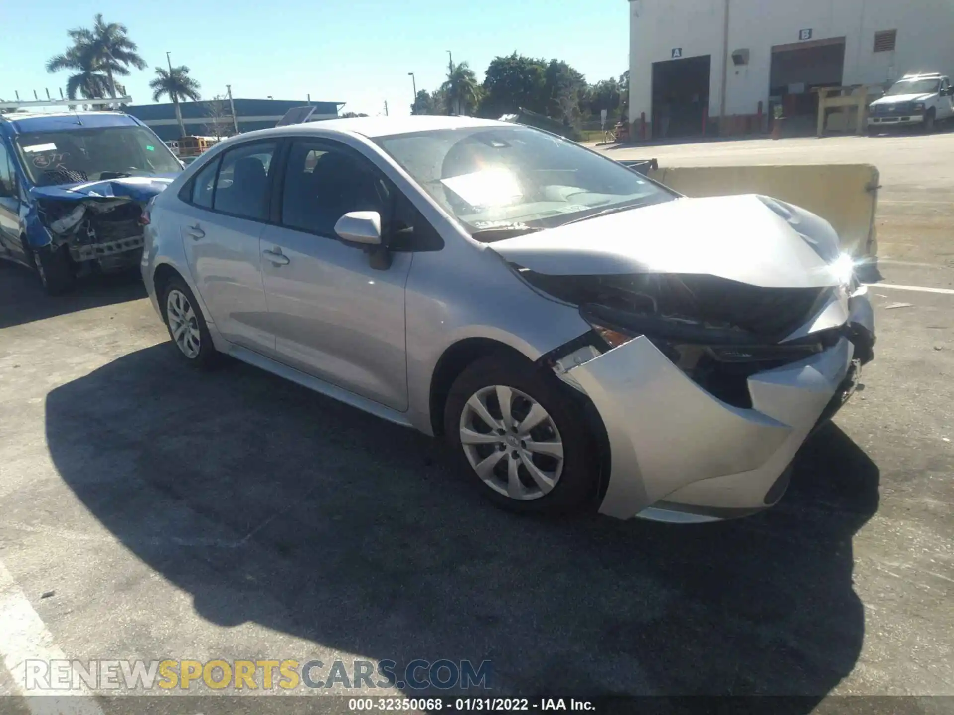 1 Photograph of a damaged car 5YFEPMAE7MP181824 TOYOTA COROLLA 2021