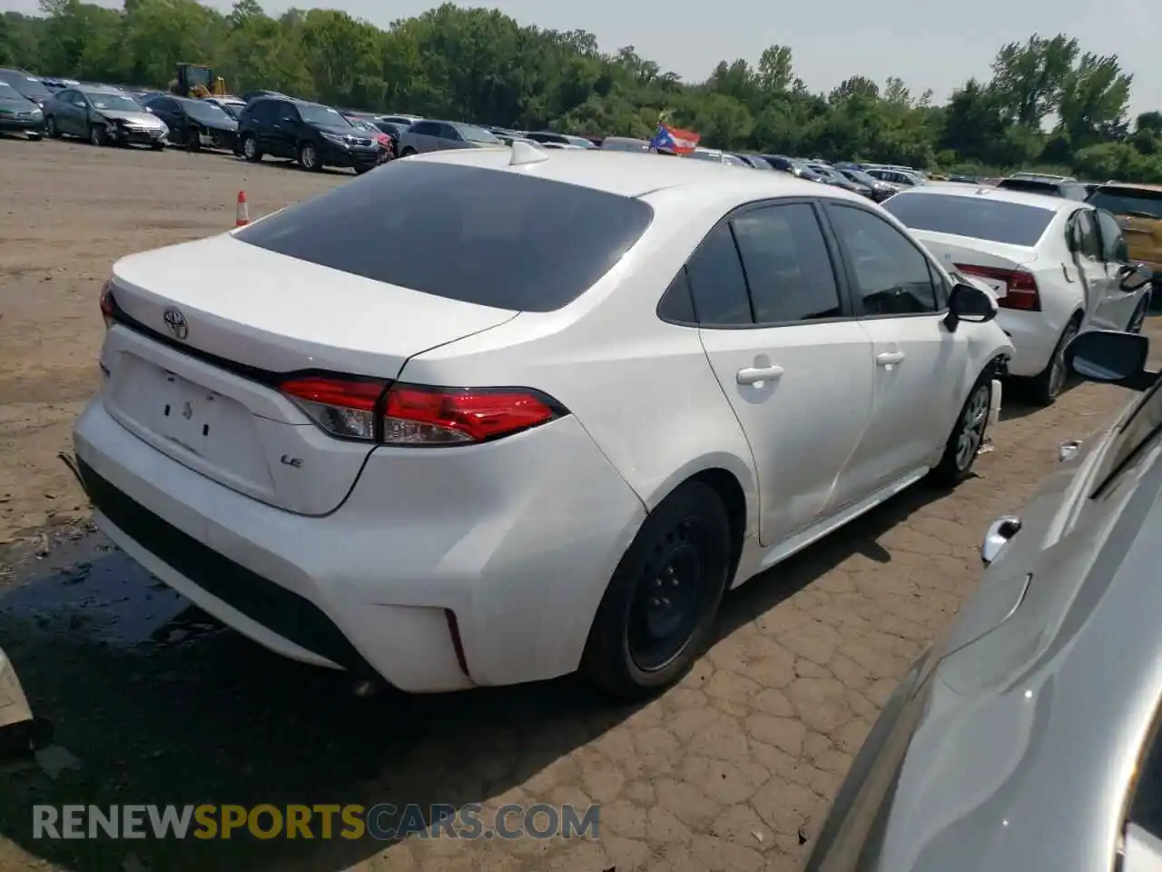 3 Photograph of a damaged car 5YFEPMAE7MP189048 TOYOTA COROLLA 2021