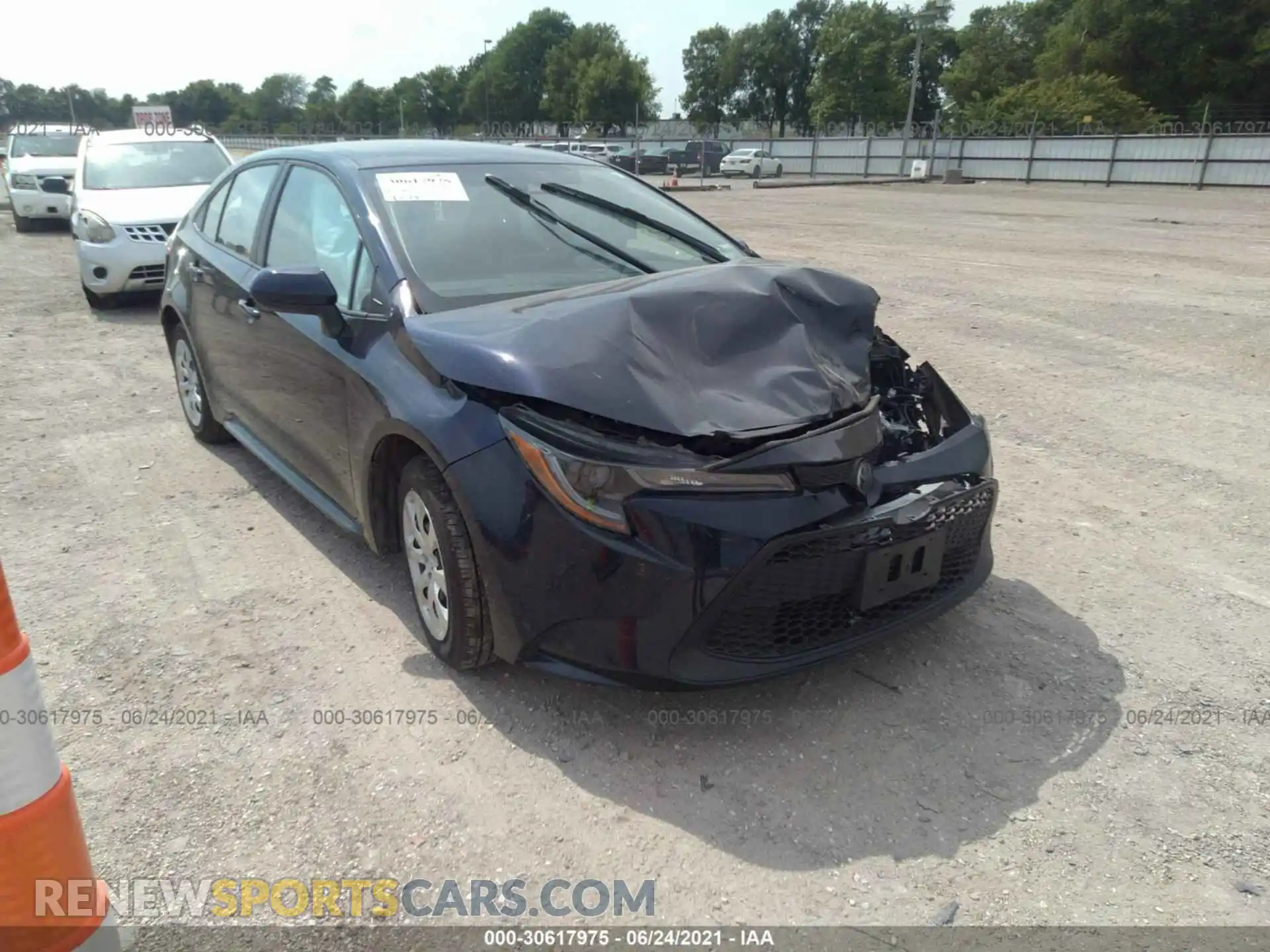 1 Photograph of a damaged car 5YFEPMAE7MP190345 TOYOTA COROLLA 2021