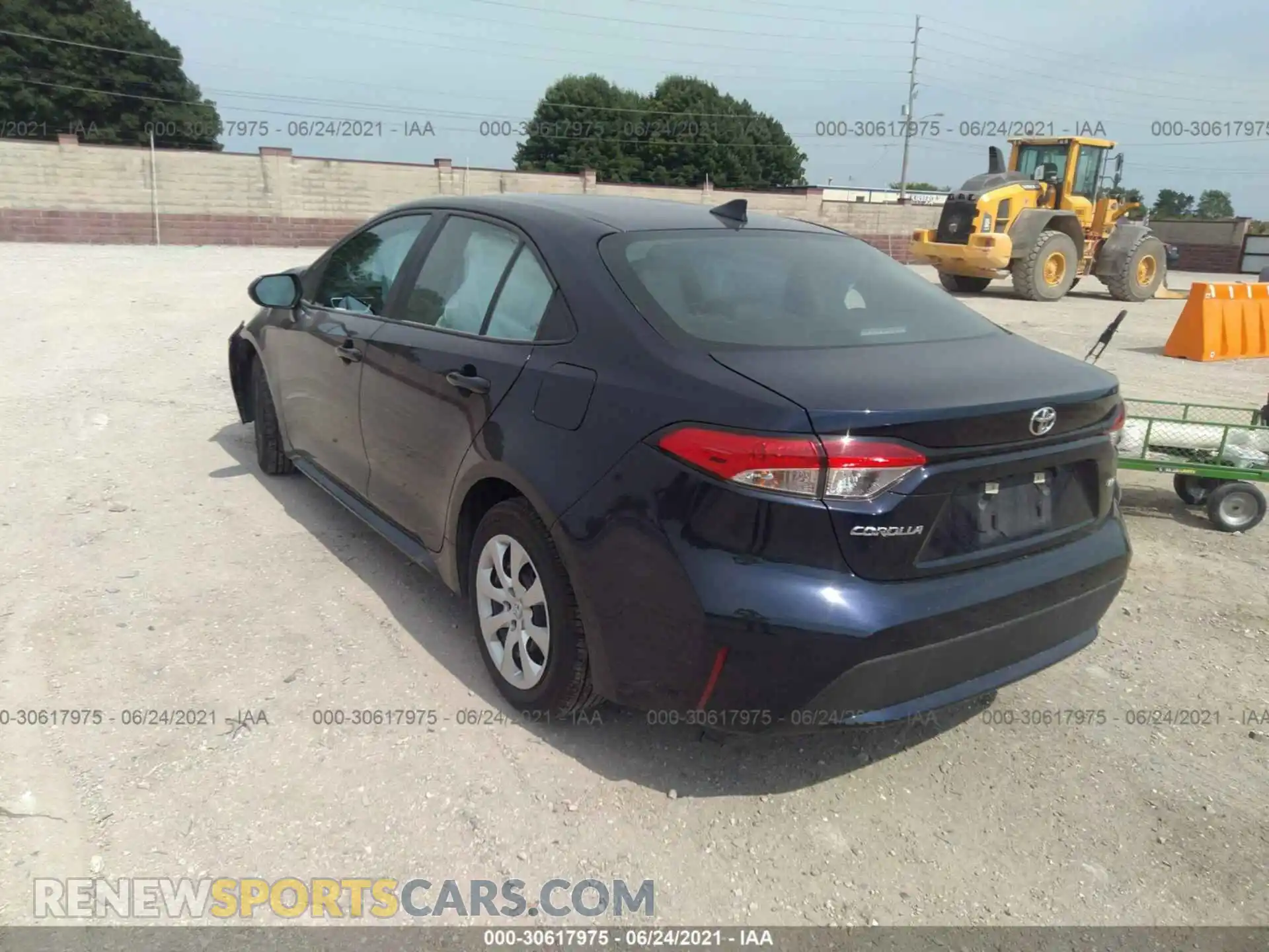 3 Photograph of a damaged car 5YFEPMAE7MP190345 TOYOTA COROLLA 2021