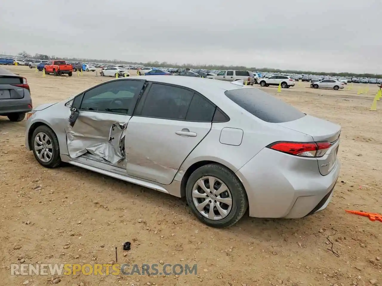 2 Photograph of a damaged car 5YFEPMAE7MP191284 TOYOTA COROLLA 2021