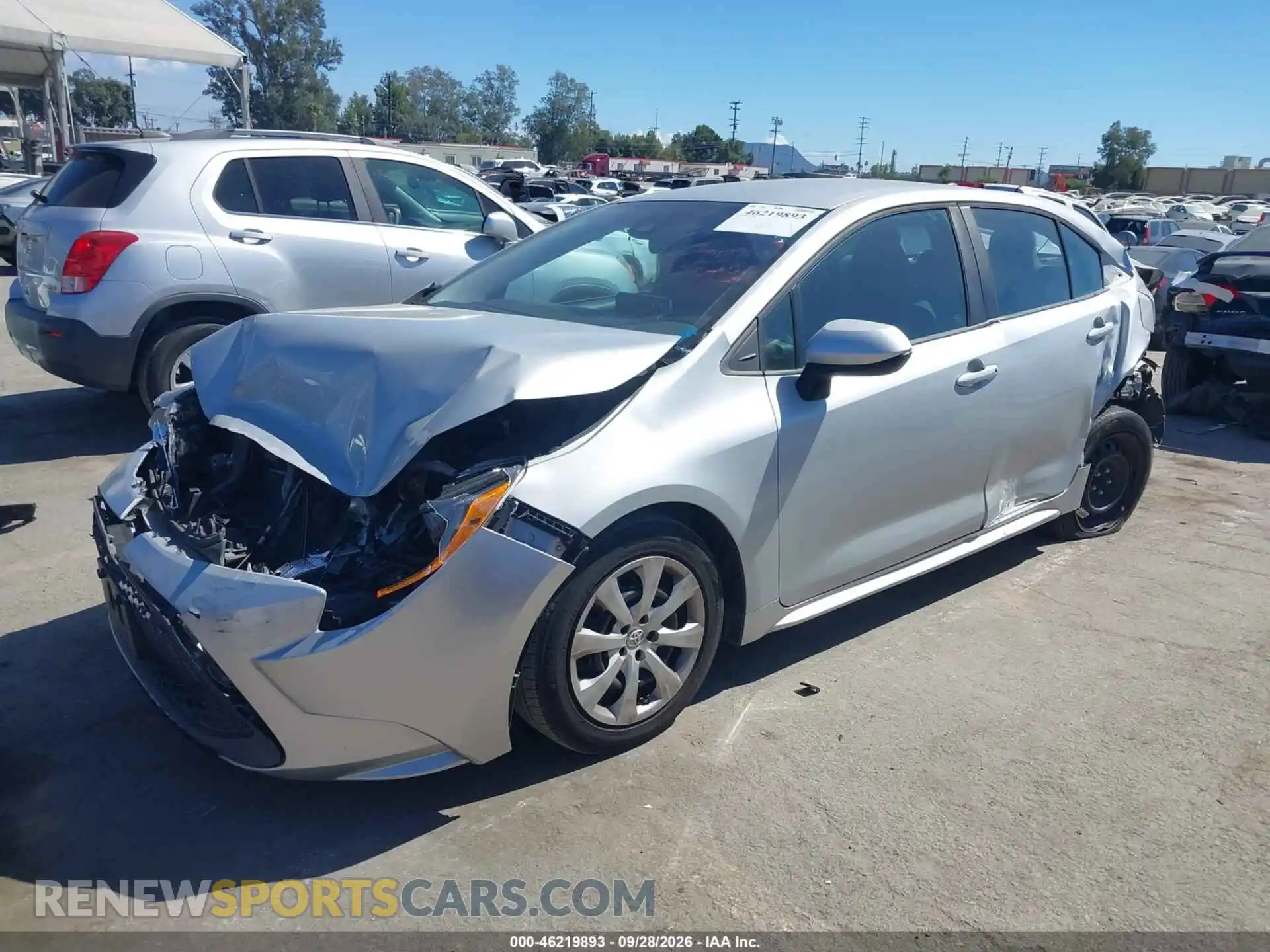 2 fotografías del automóvil dañado 5YFEPMAE7MP193472 TOYOTA COROLLA 2021