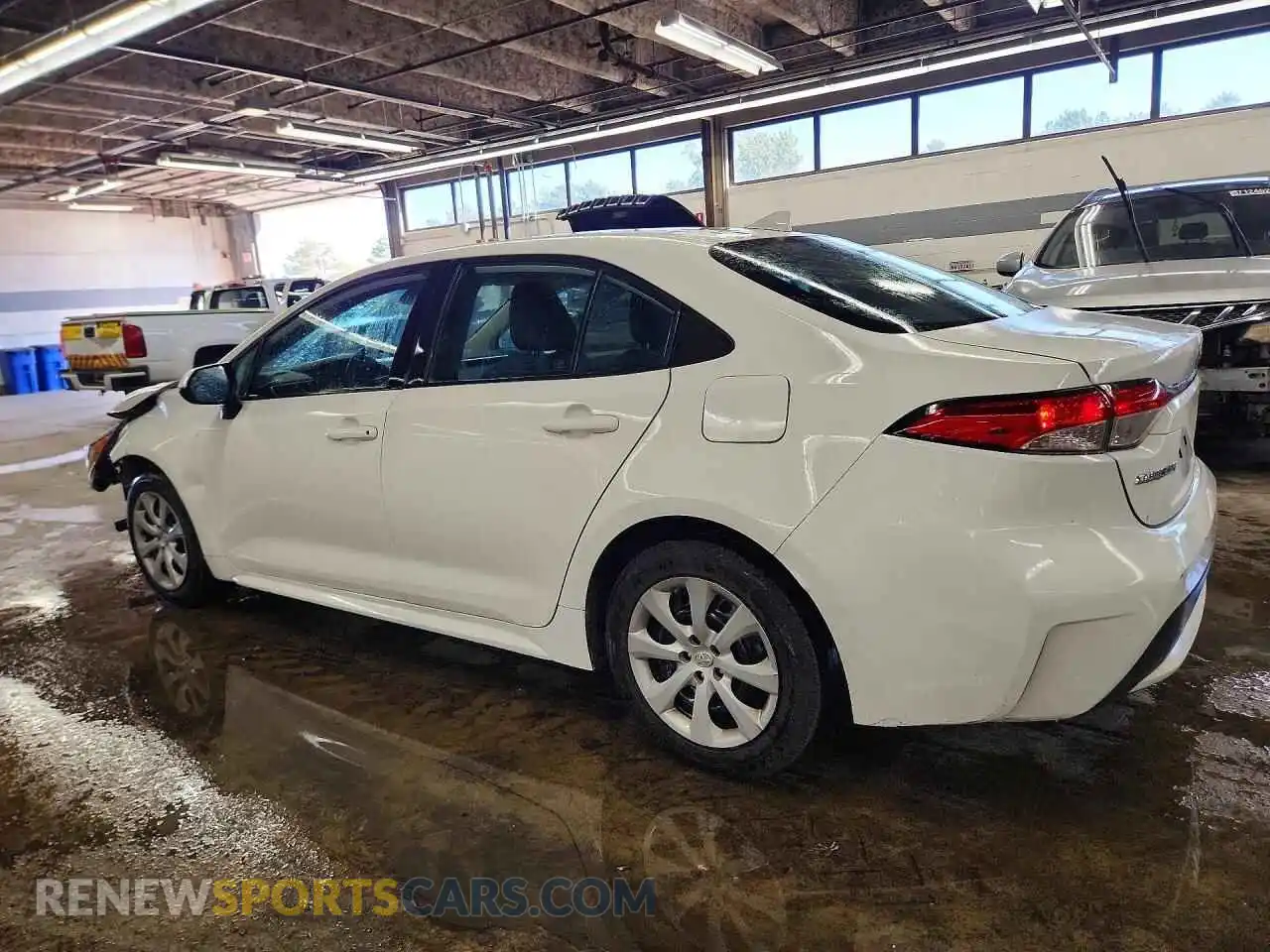 2 Фотография поврежденного автомобиля 5YFEPMAE7MP202767 TOYOTA COROLLA 2021