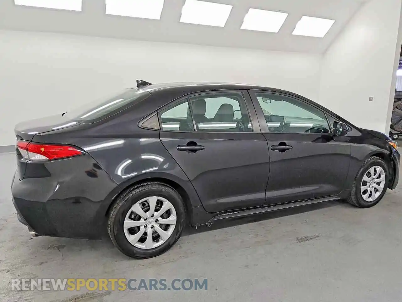 3 Photograph of a damaged car 5YFEPMAE7MP207449 TOYOTA COROLLA 2021