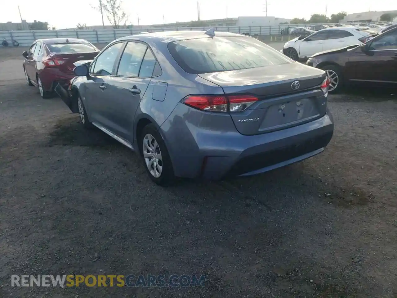 3 Photograph of a damaged car 5YFEPMAE7MP217608 TOYOTA COROLLA 2021