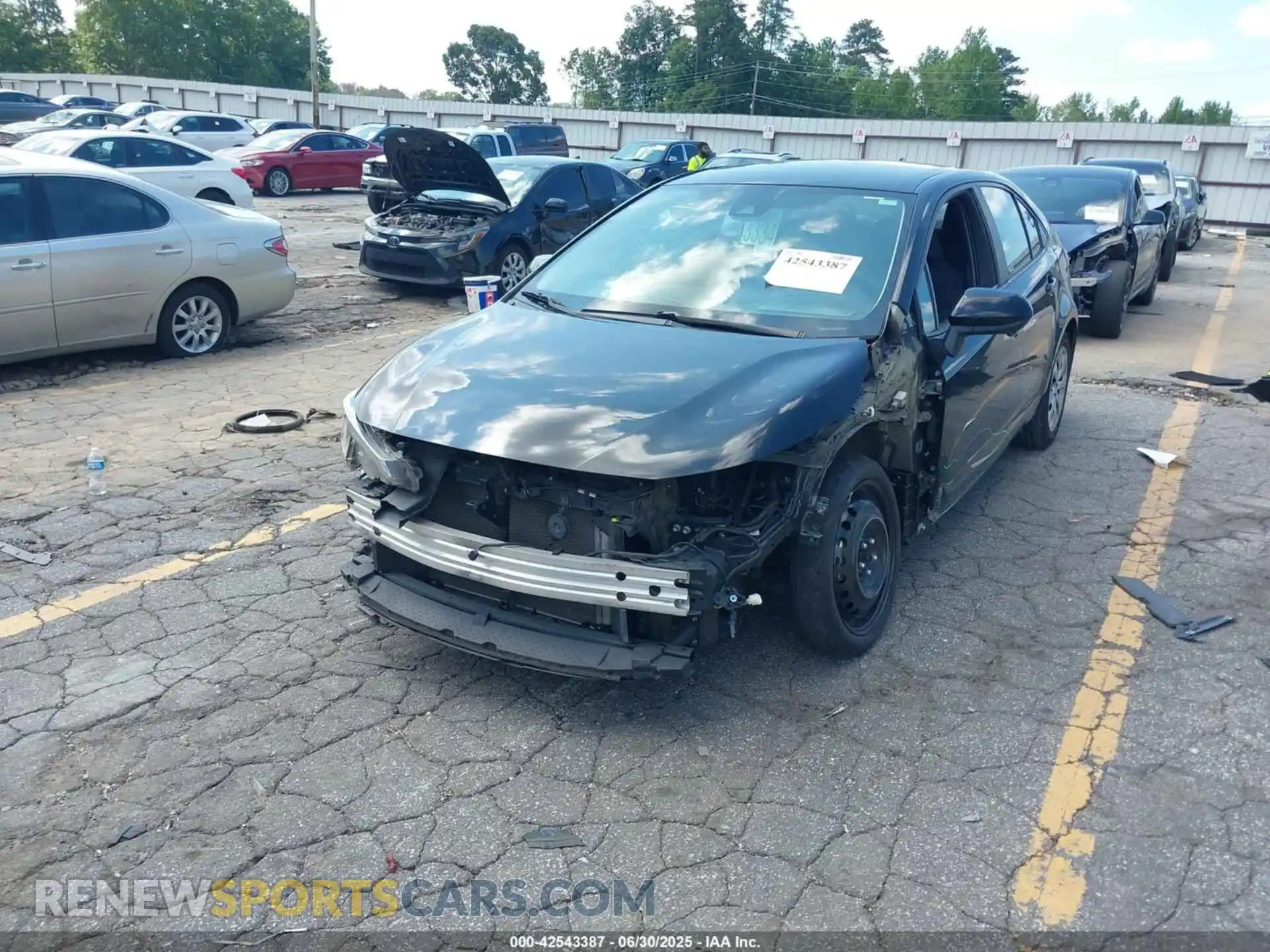 2 Photograph of a damaged car 5YFEPMAE7MP220010 TOYOTA COROLLA 2021