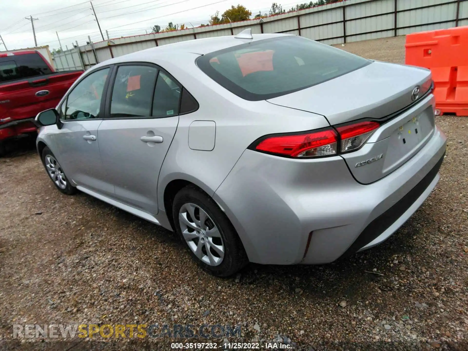 3 Фотография поврежденного автомобиля 5YFEPMAE7MP220119 TOYOTA COROLLA 2021