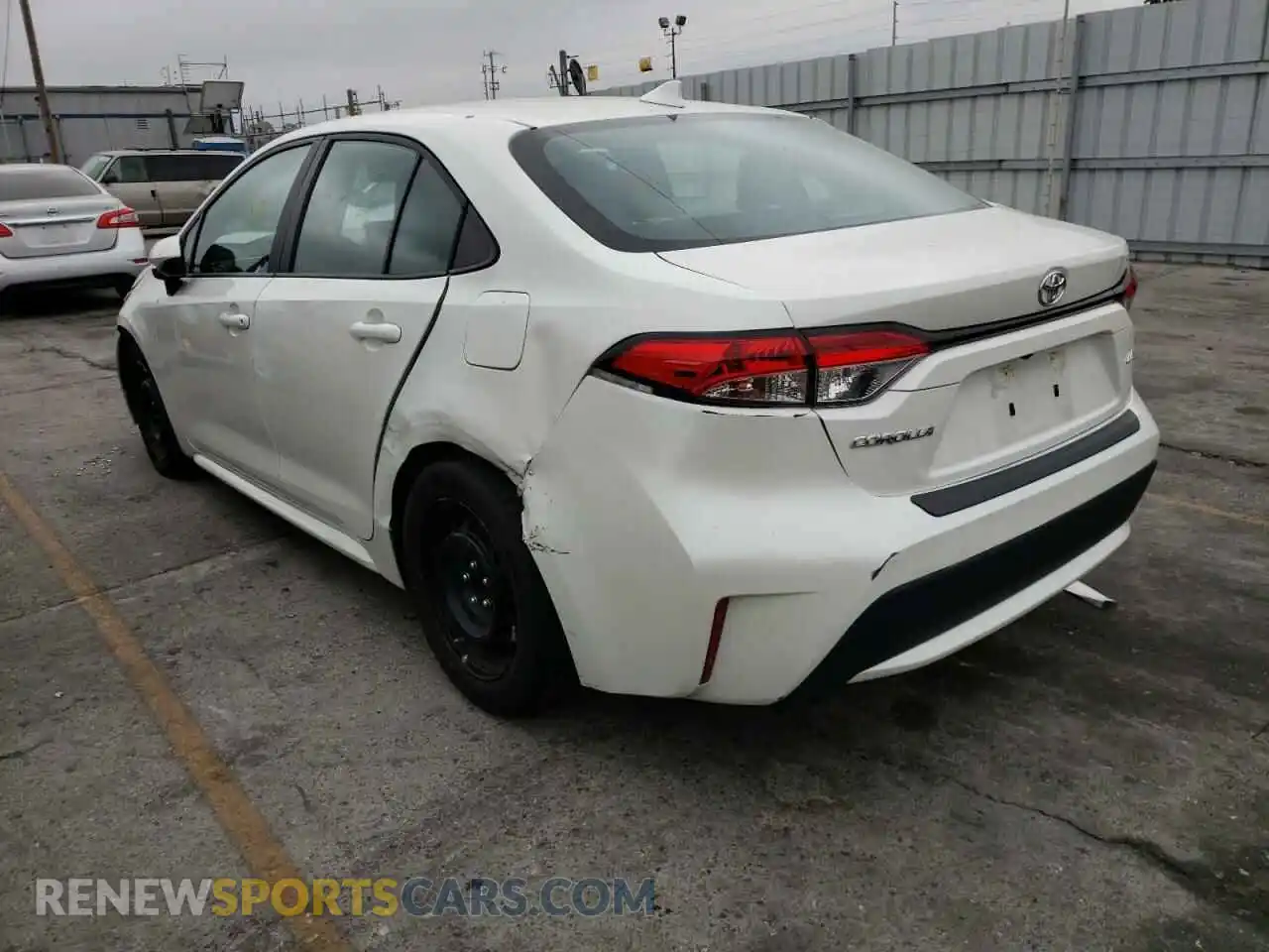 3 fotografías del automóvil dañado 5YFEPMAE7MP228611 TOYOTA COROLLA 2021