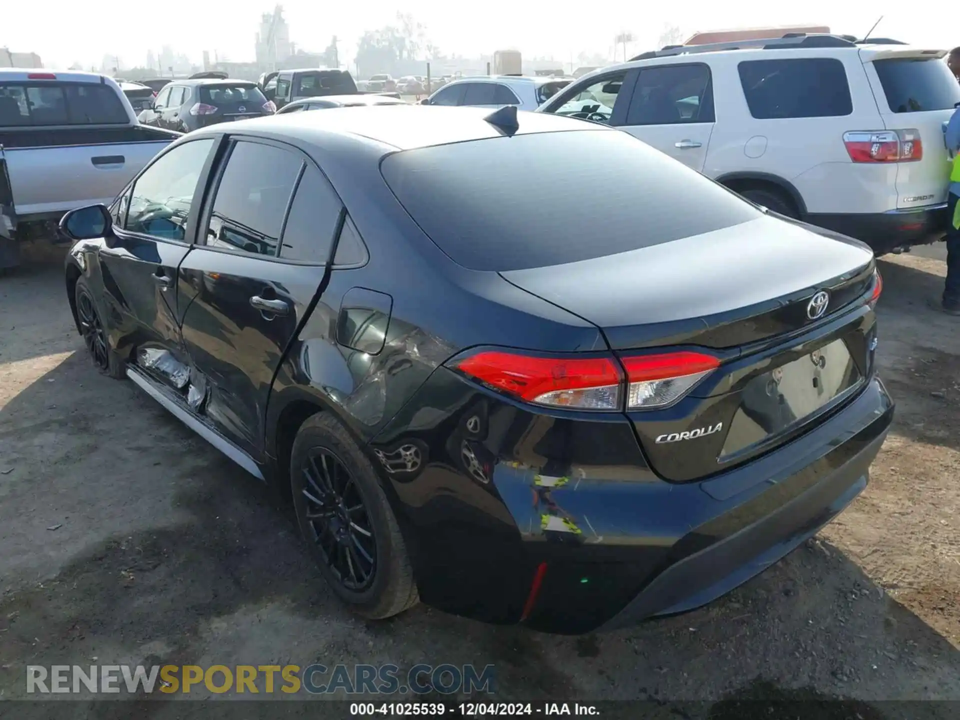 3 Photograph of a damaged car 5YFEPMAE7MP239432 TOYOTA COROLLA 2021