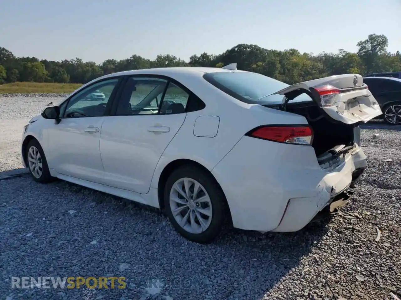 2 fotografías del automóvil dañado 5YFEPMAE7MP247806 TOYOTA COROLLA 2021