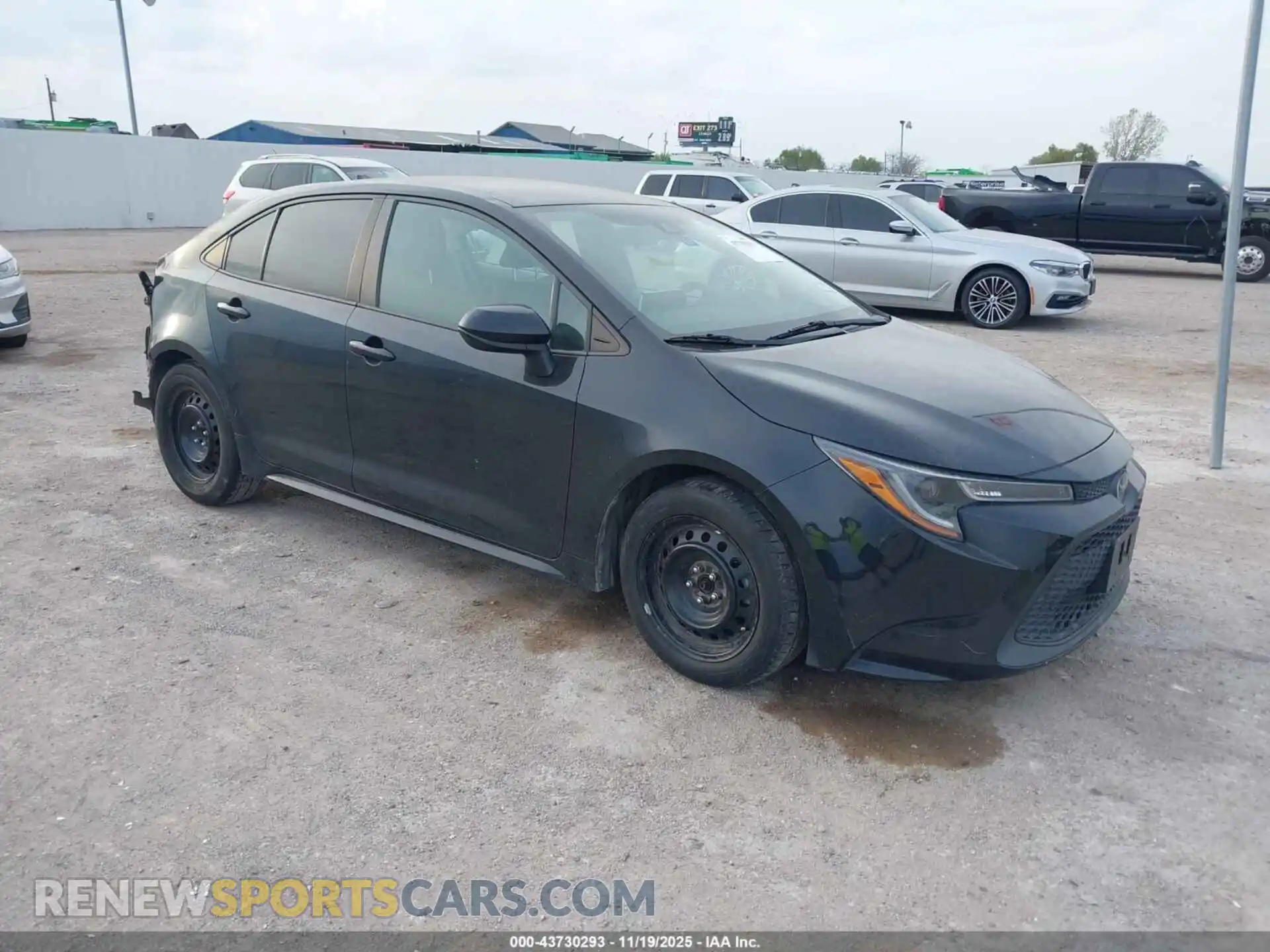 1 Photograph of a damaged car 5YFEPMAE7MP249541 TOYOTA COROLLA 2021