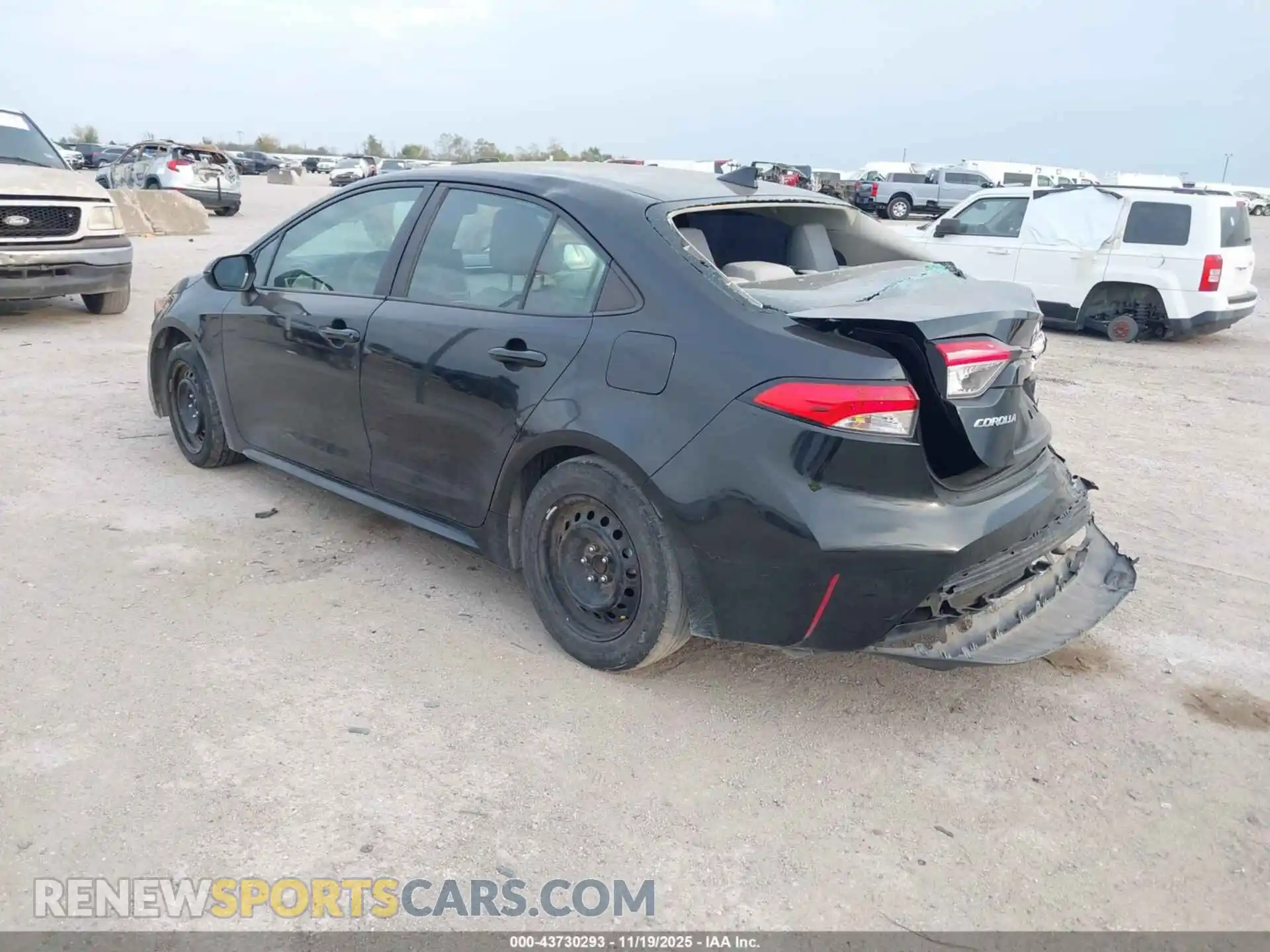 3 Photograph of a damaged car 5YFEPMAE7MP249541 TOYOTA COROLLA 2021