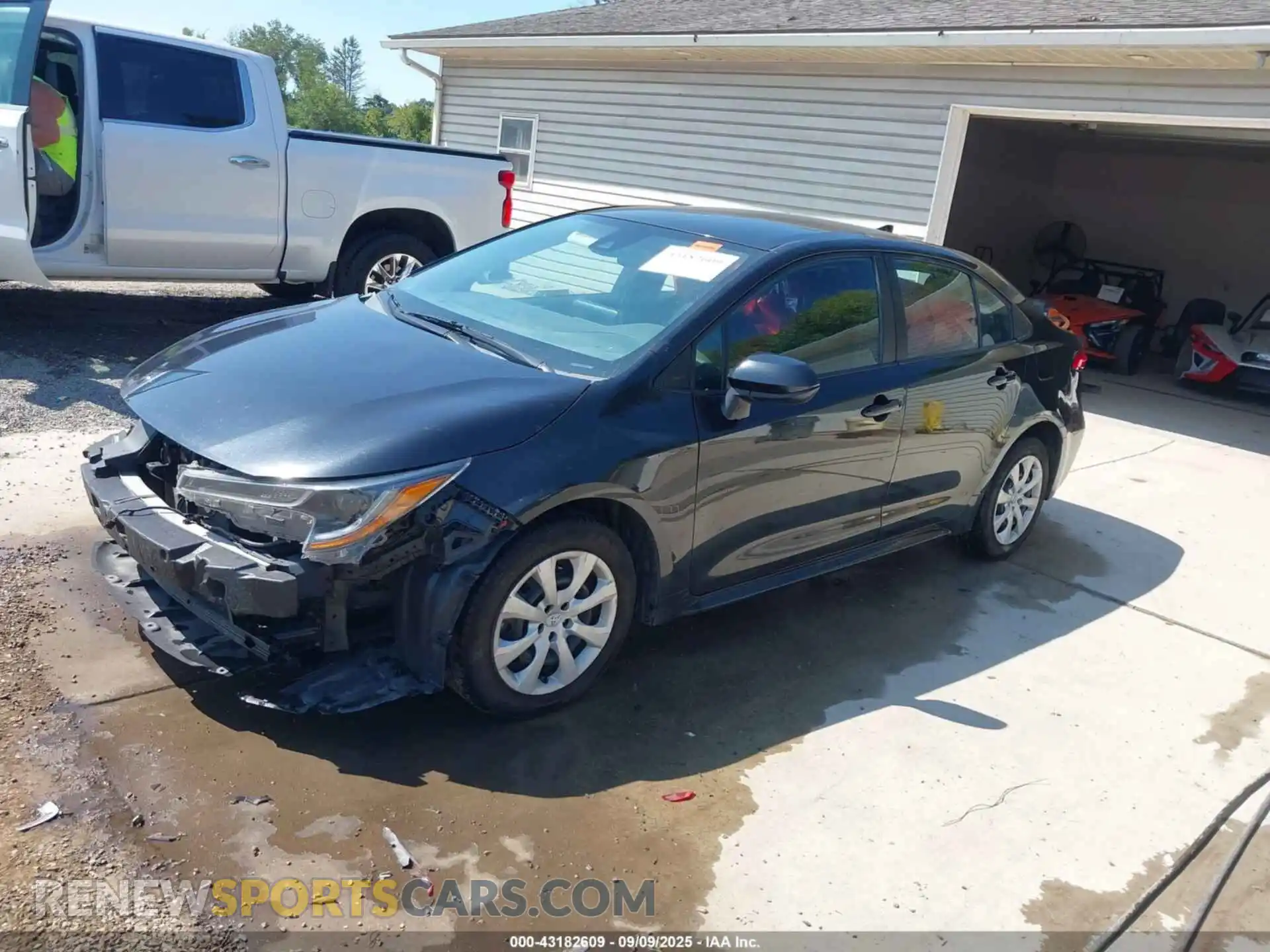 2 Photograph of a damaged car 5YFEPMAE7MP254500 TOYOTA COROLLA 2021