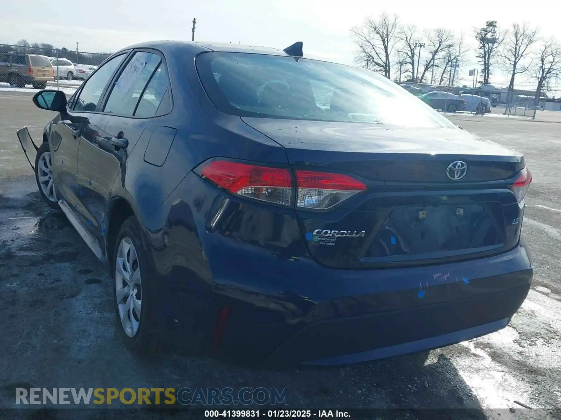 3 Photograph of a damaged car 5YFEPMAE7MP254674 TOYOTA COROLLA 2021